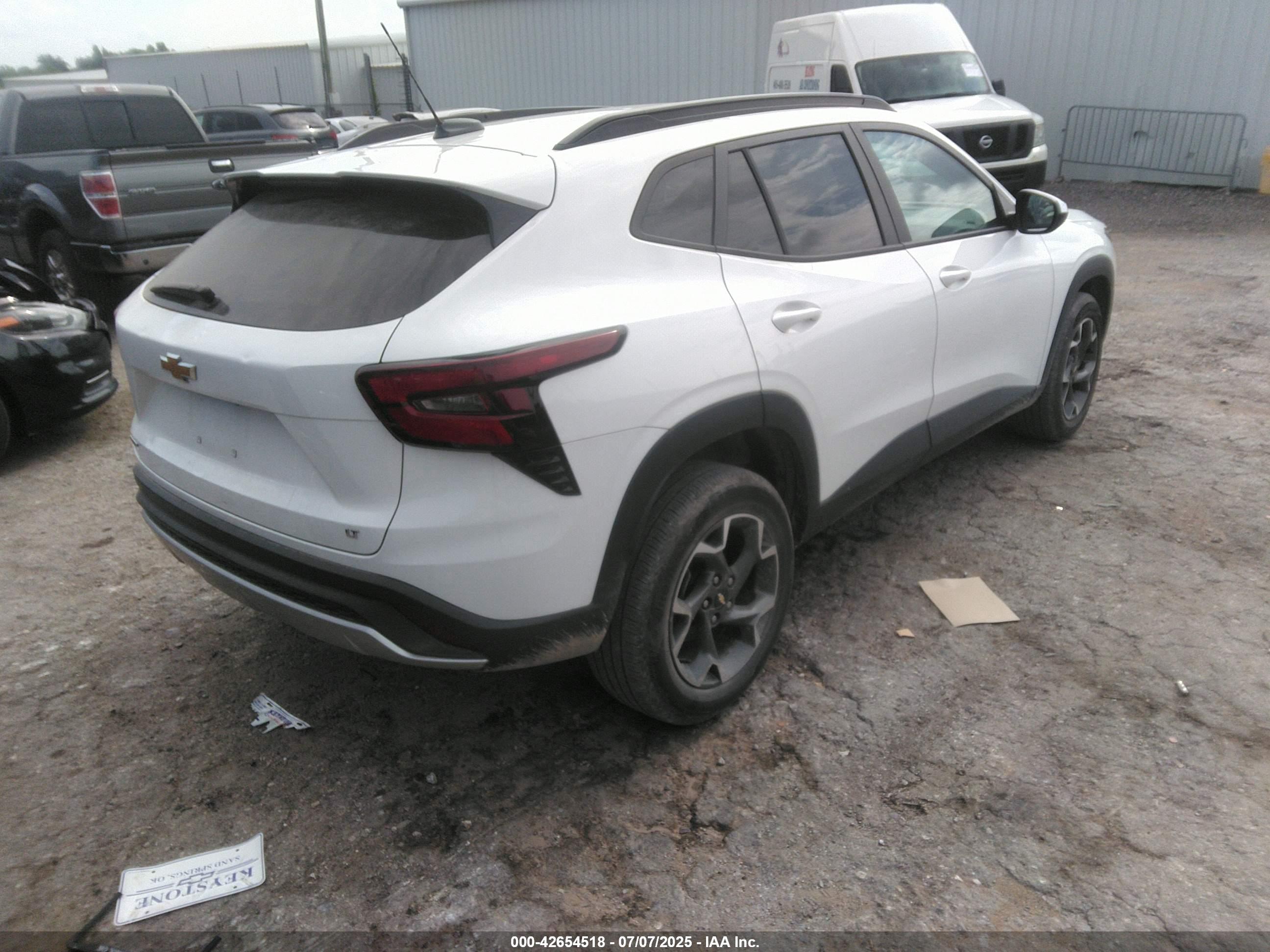 CHEVROLET TRAX image 4