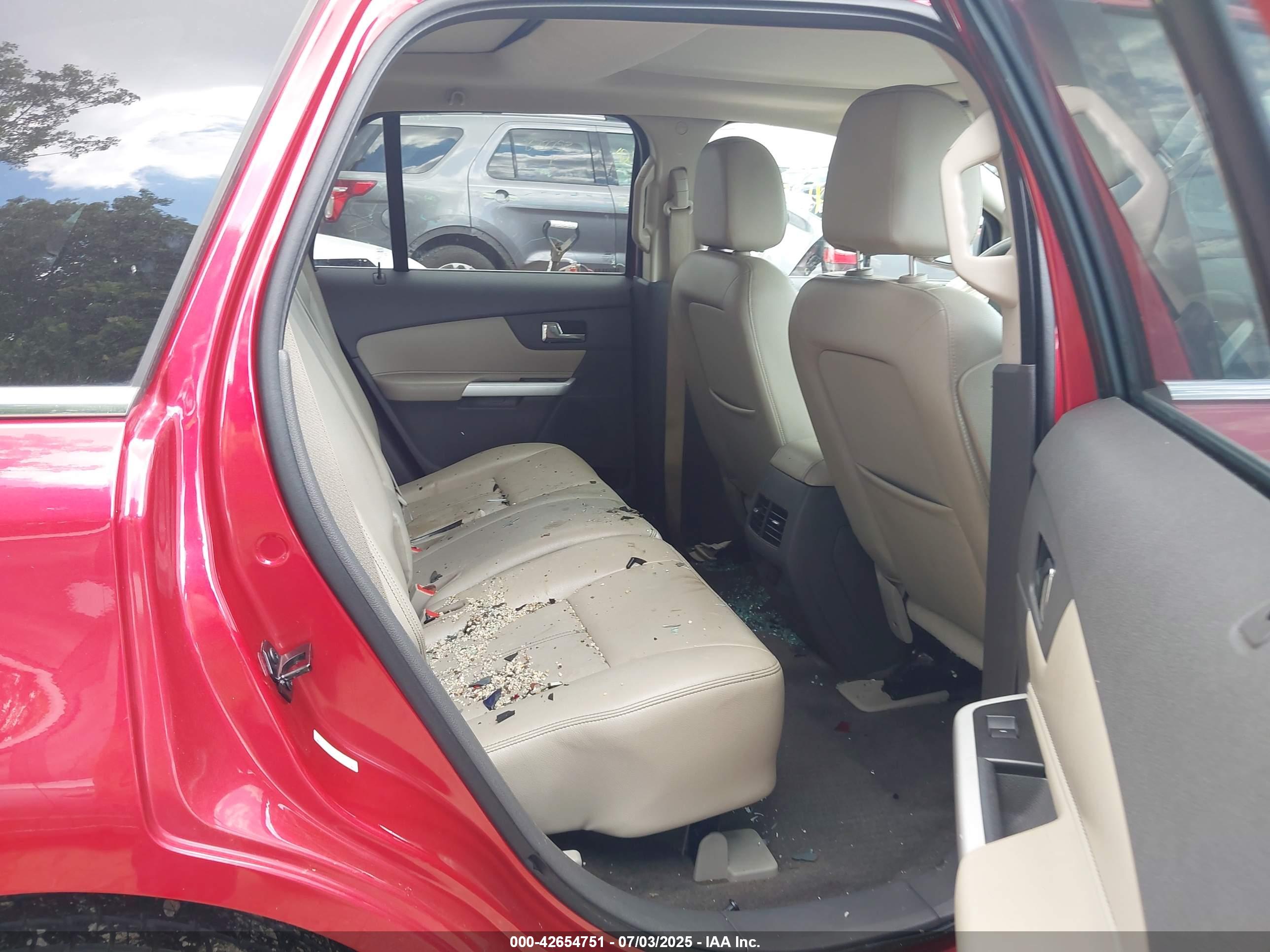 FORD EDGE image 8
