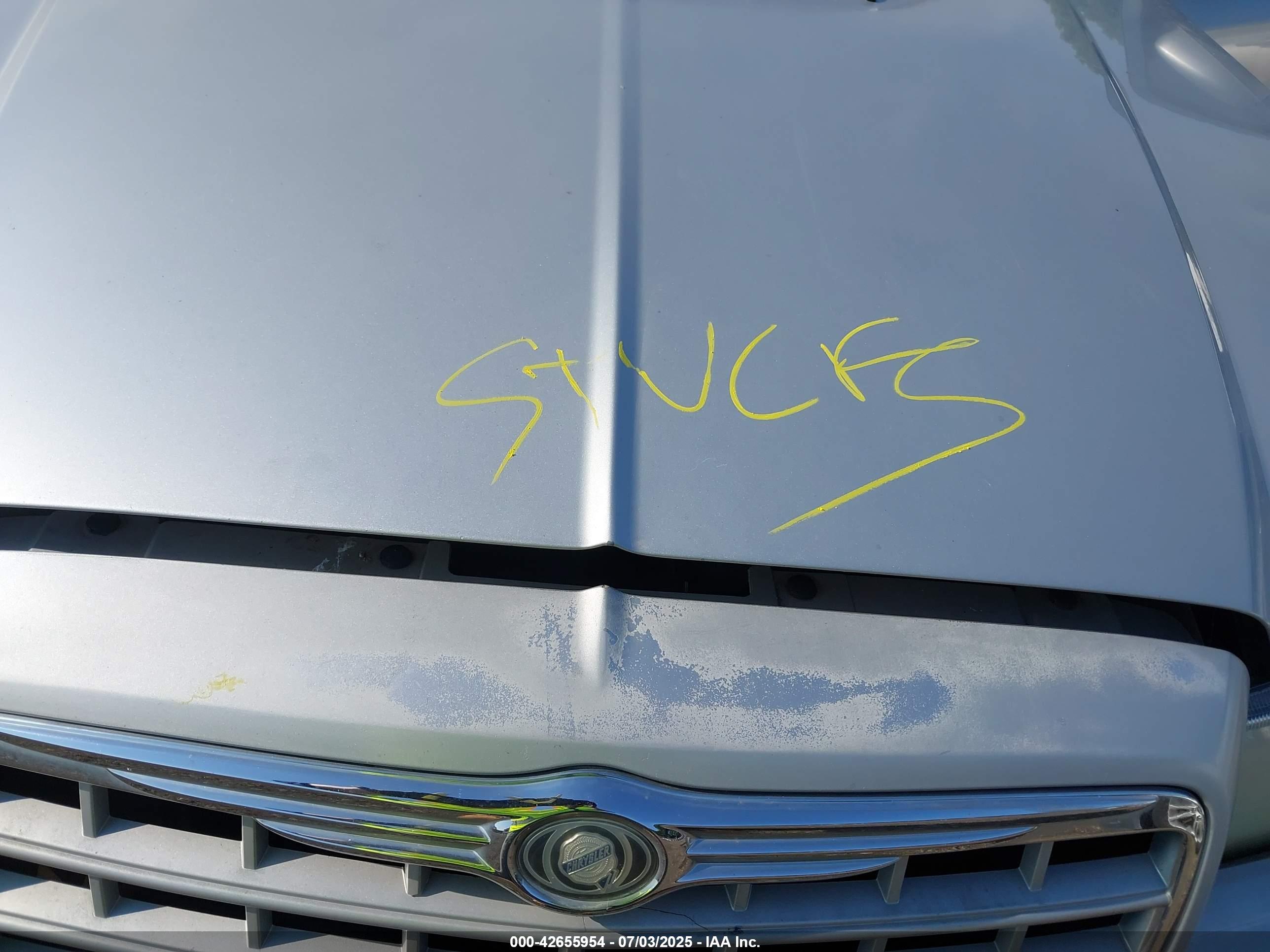 CHRYSLER 300 image 10