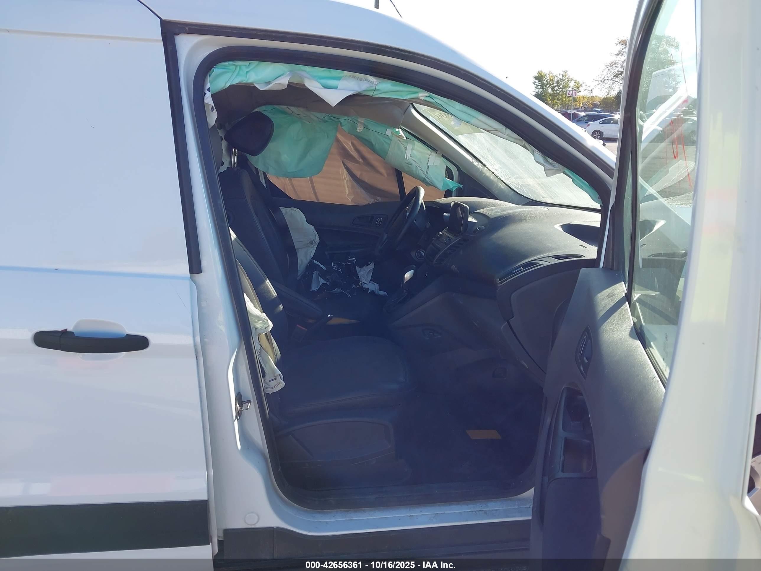 FORD TRANSIT image 5