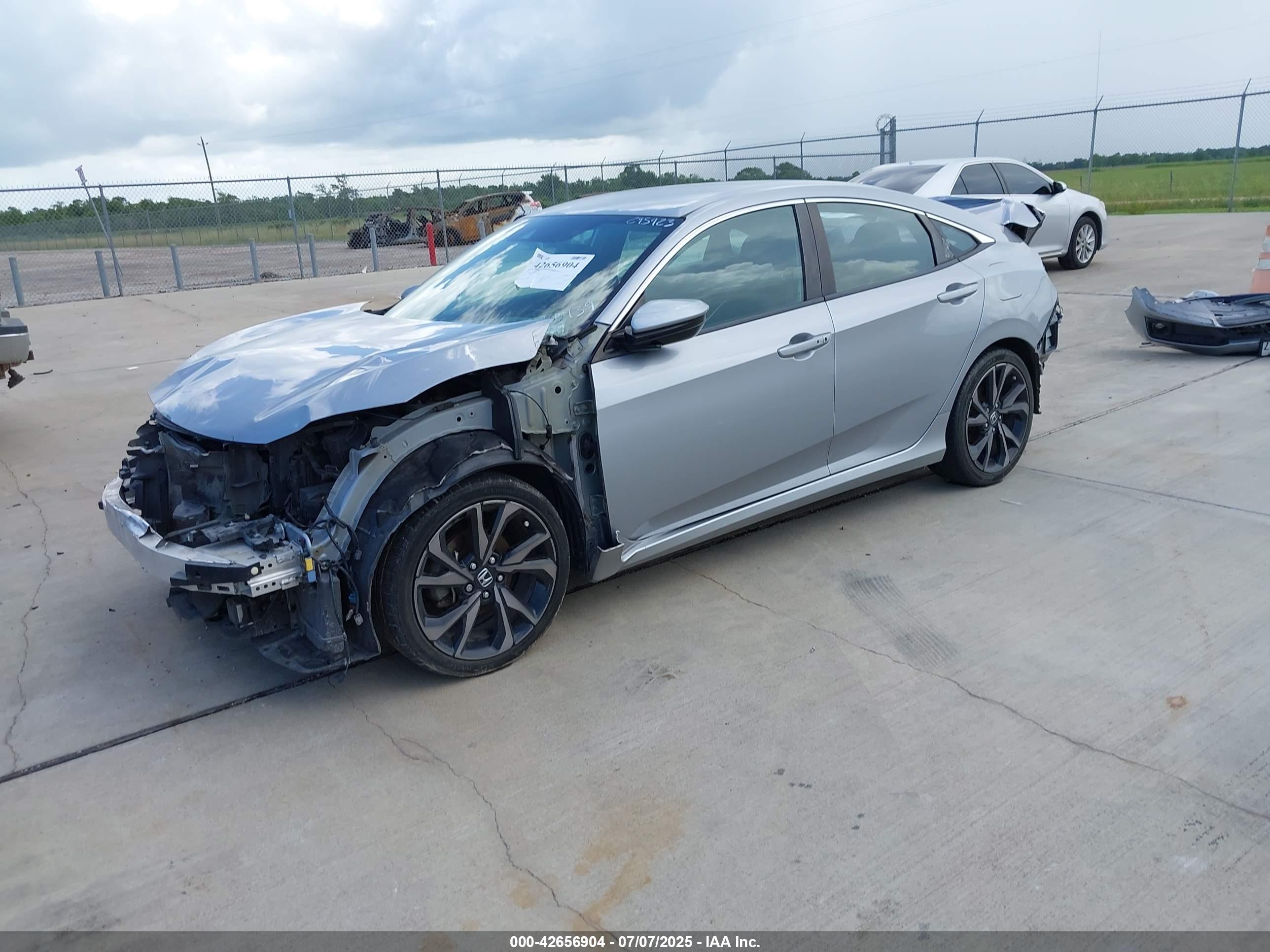 HONDA CIVIC image 2