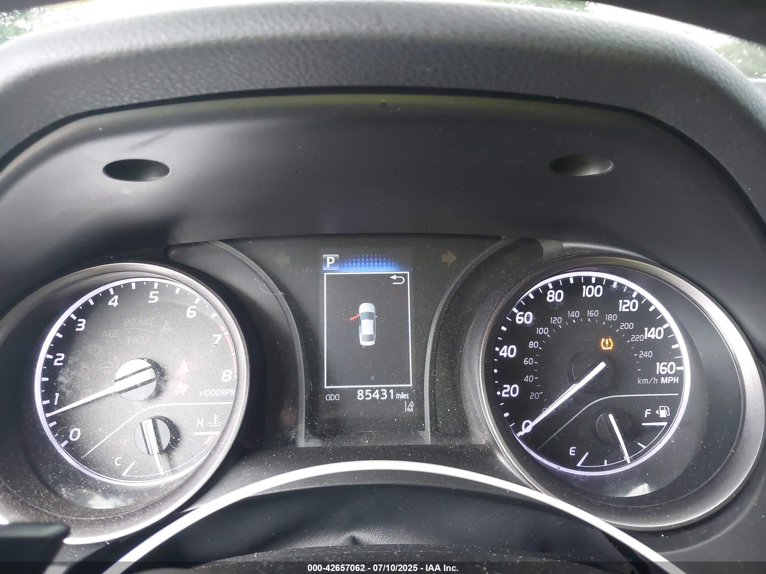 TOYOTA CAMRY image 7
