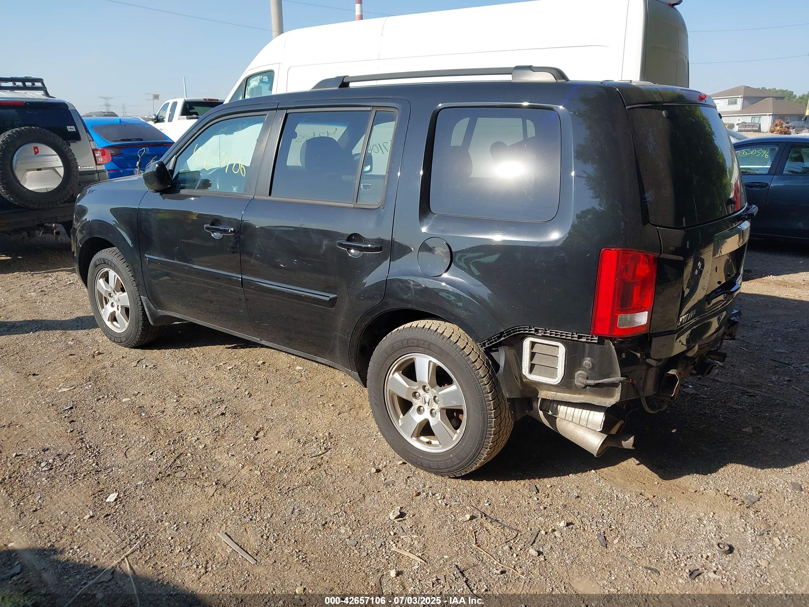 HONDA PILOT image 3