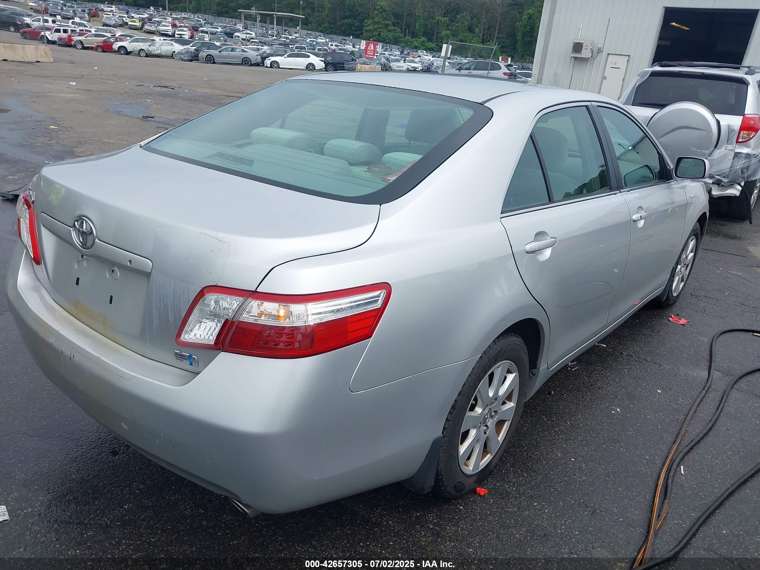 TOYOTA CAMRY image 4
