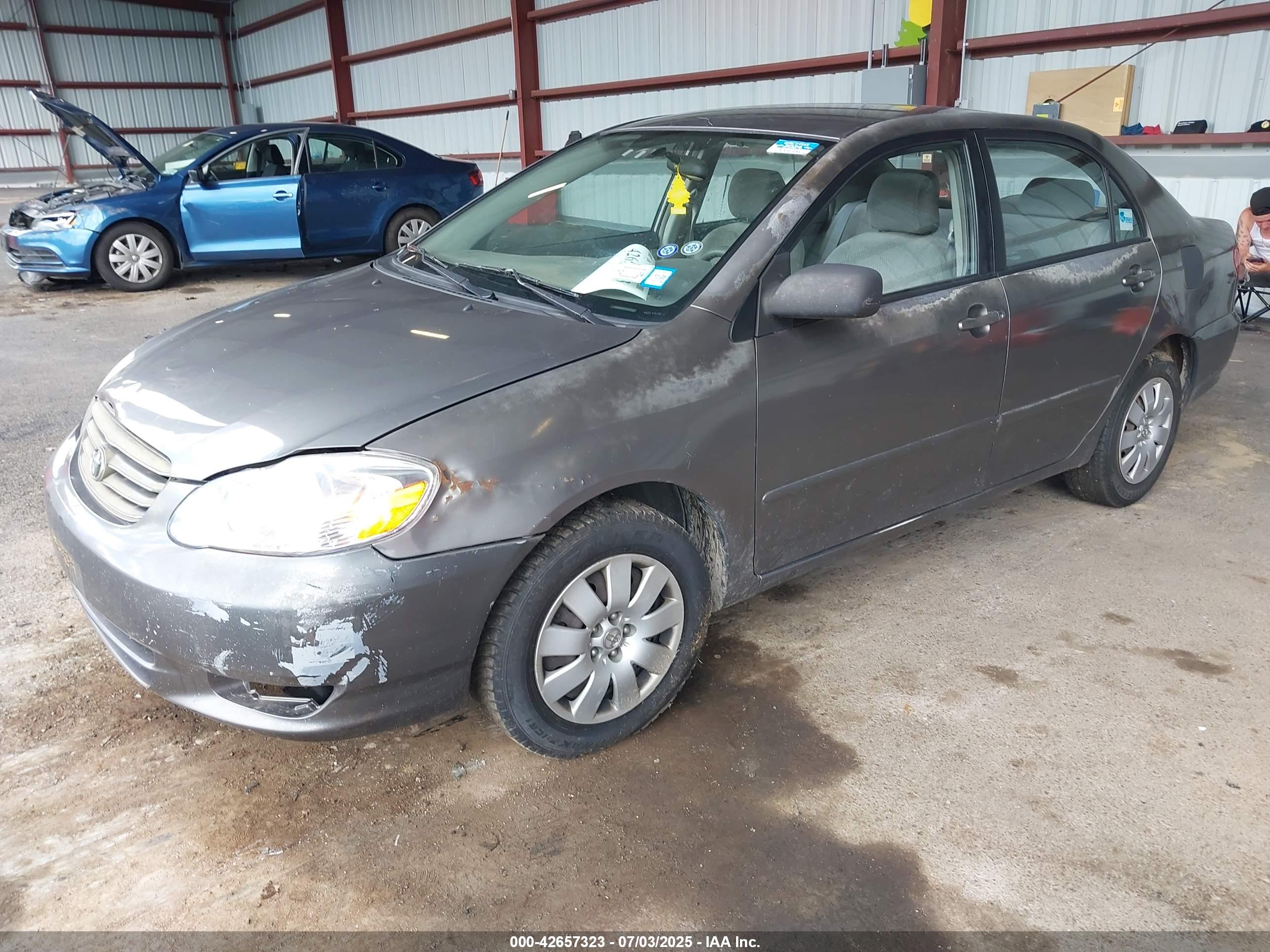 TOYOTA COROLLA image 2