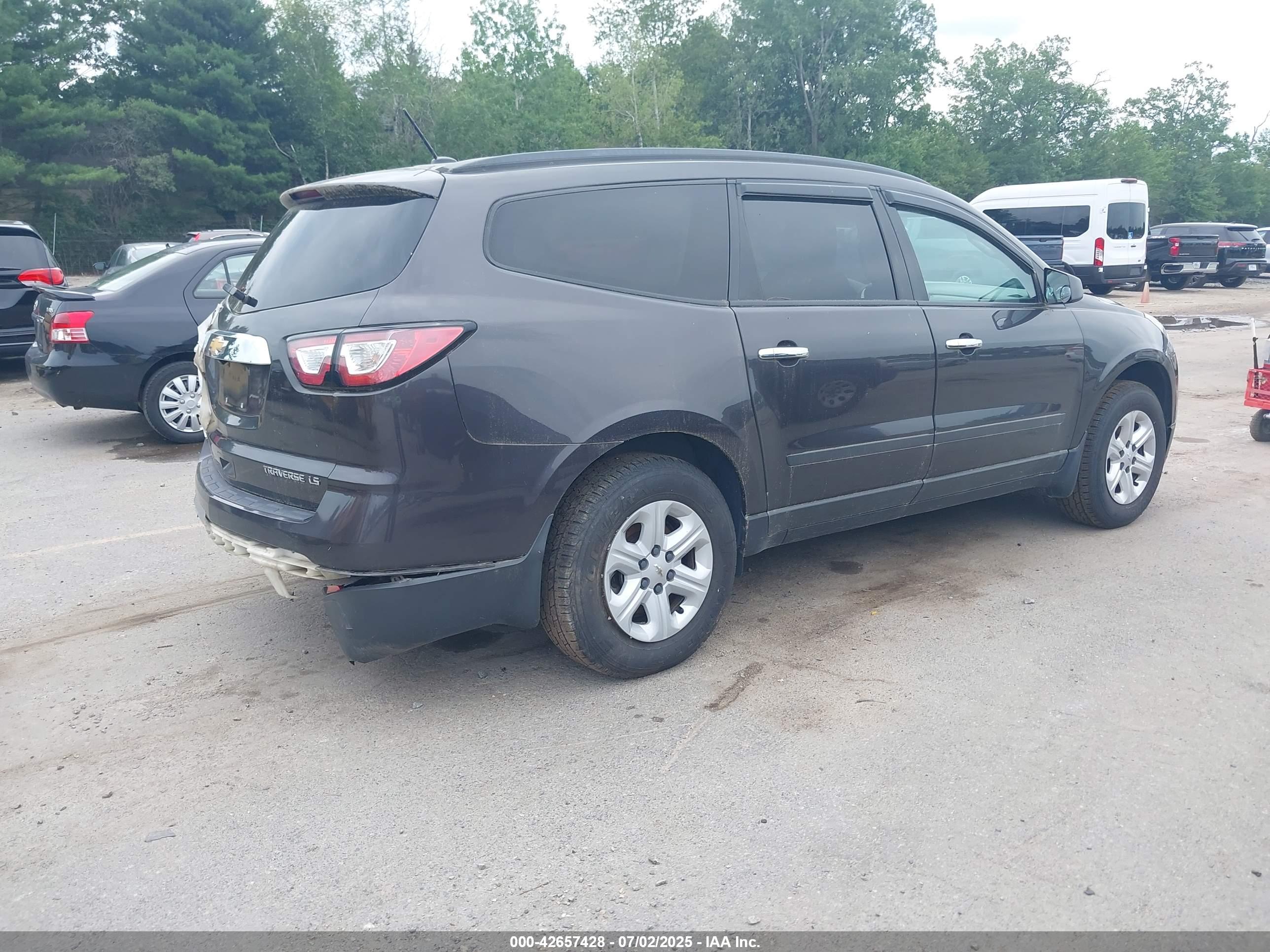CHEVROLET TRAVERSE image 4