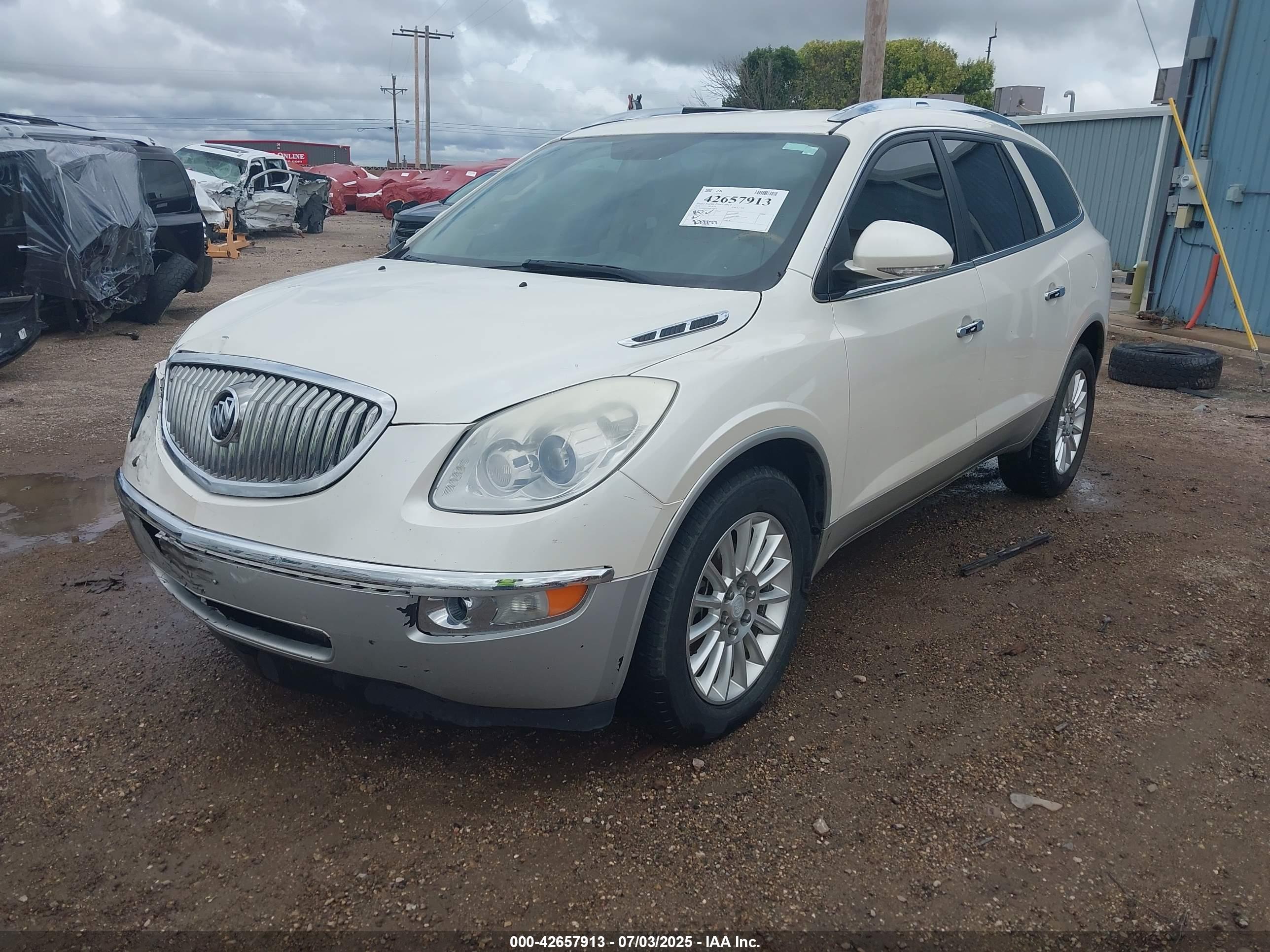 BUICK ENCLAVE image 2