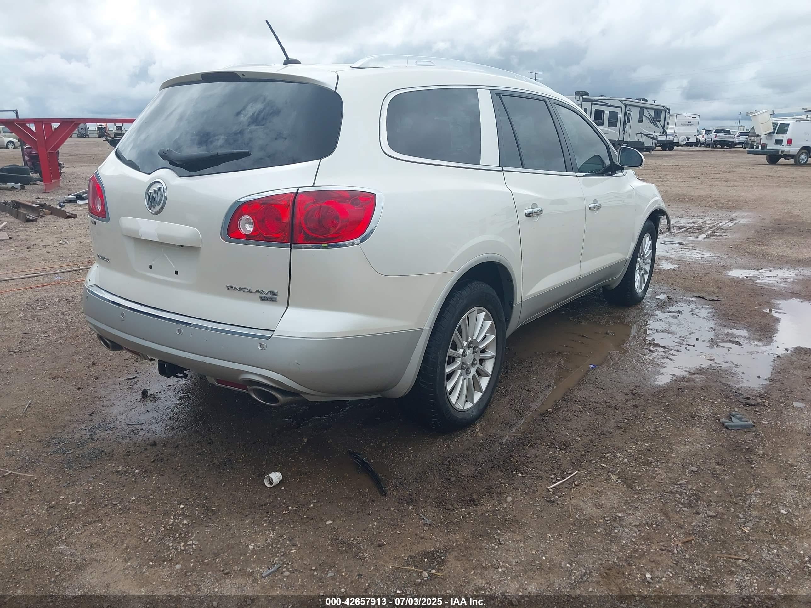 BUICK ENCLAVE image 4