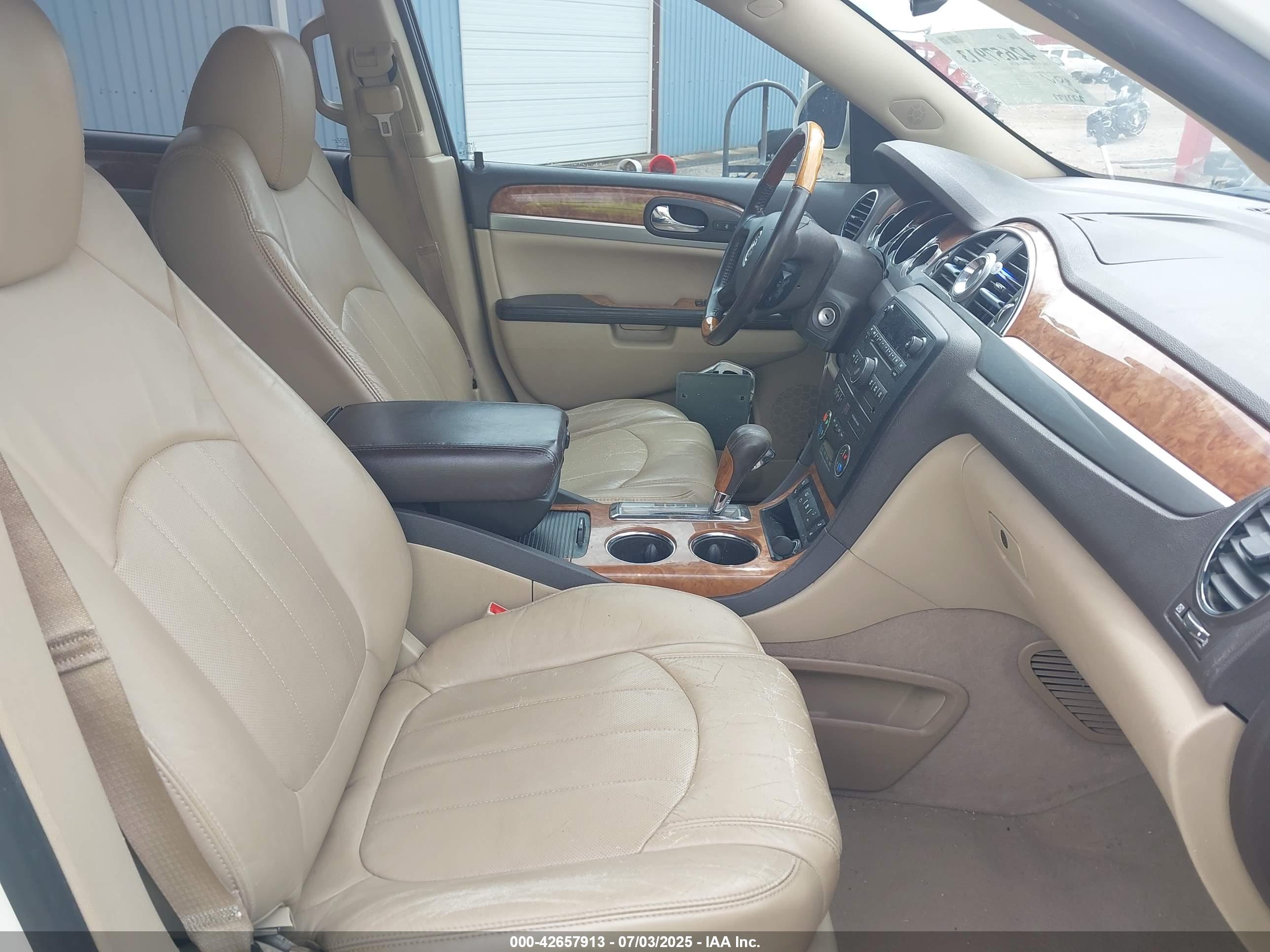BUICK ENCLAVE image 5