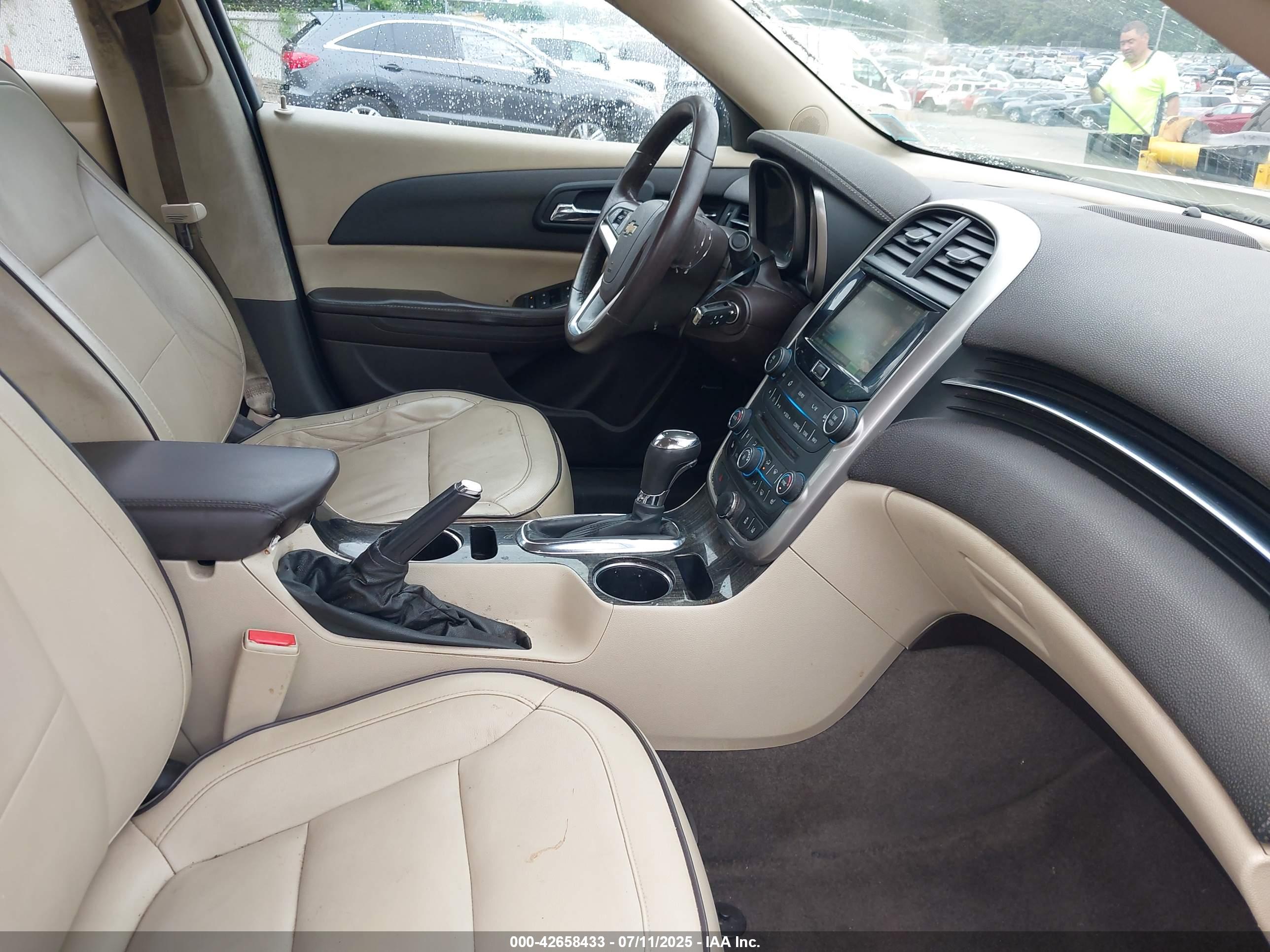 CHEVROLET MALIBU image 5