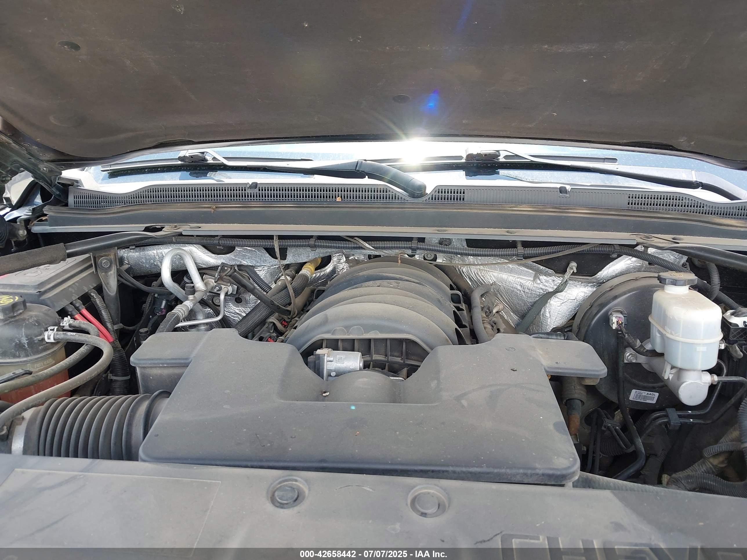CHEVROLET TAHOE image 10