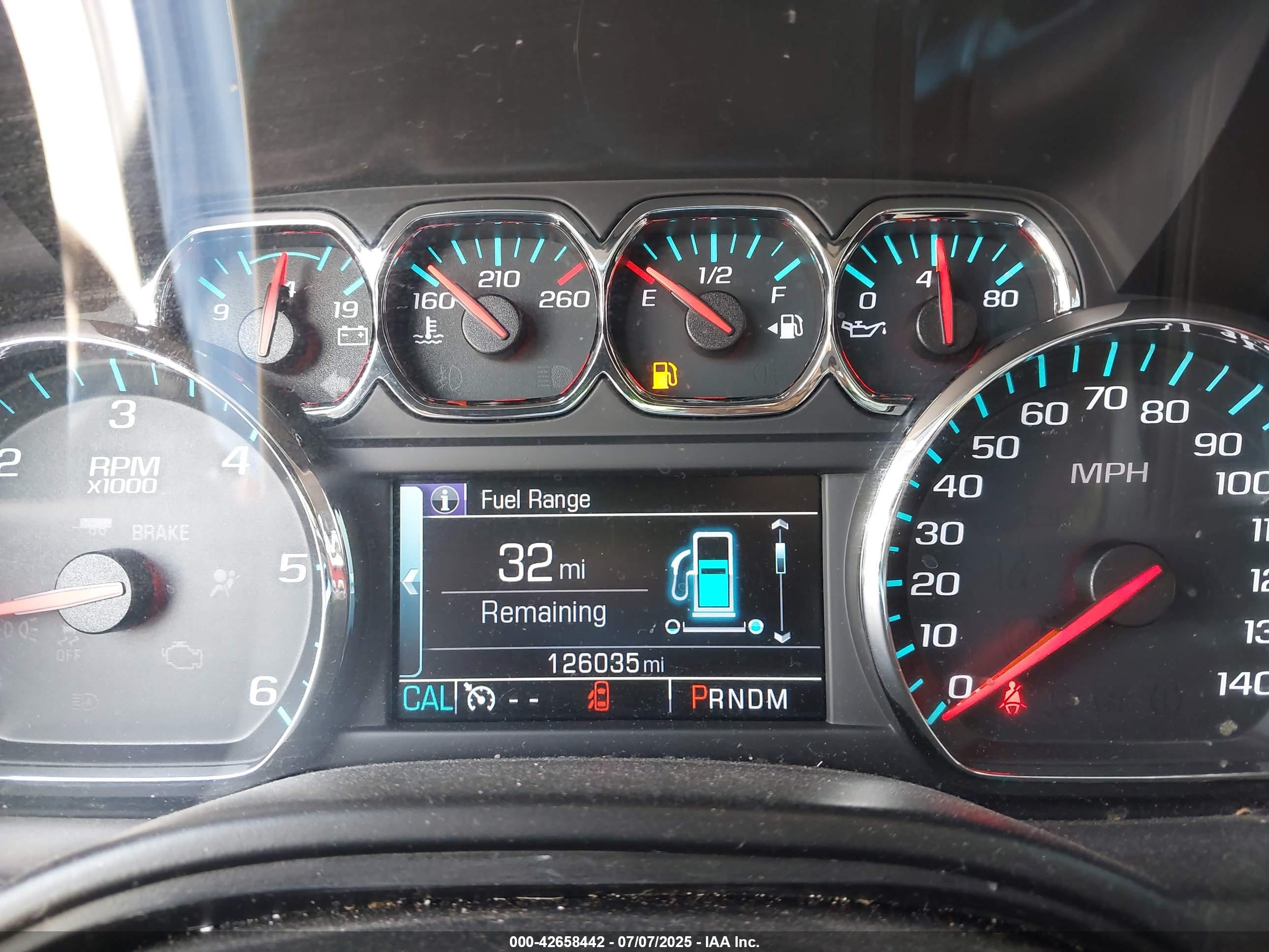 CHEVROLET TAHOE image 7