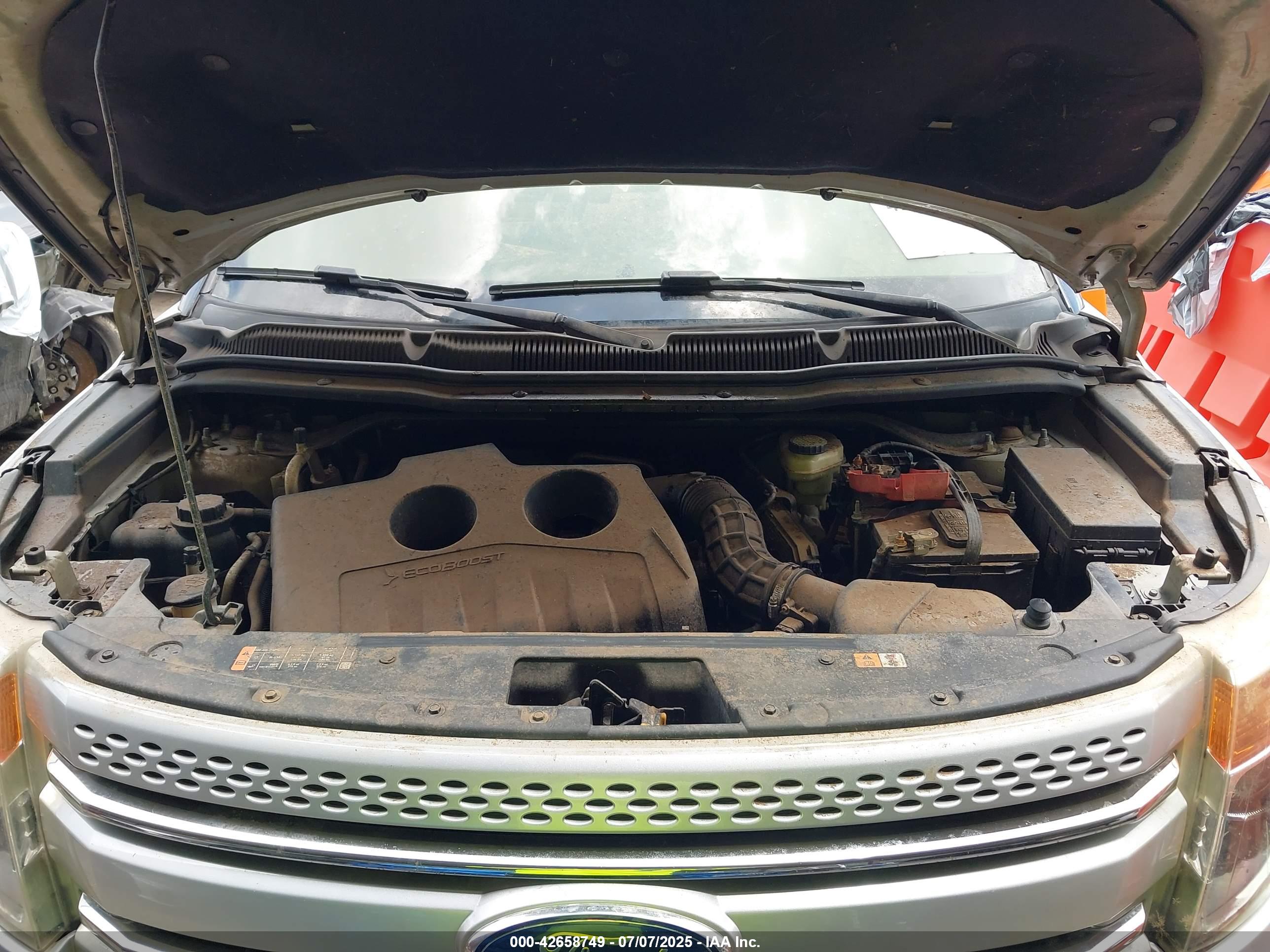 FORD EXPLORER image 10