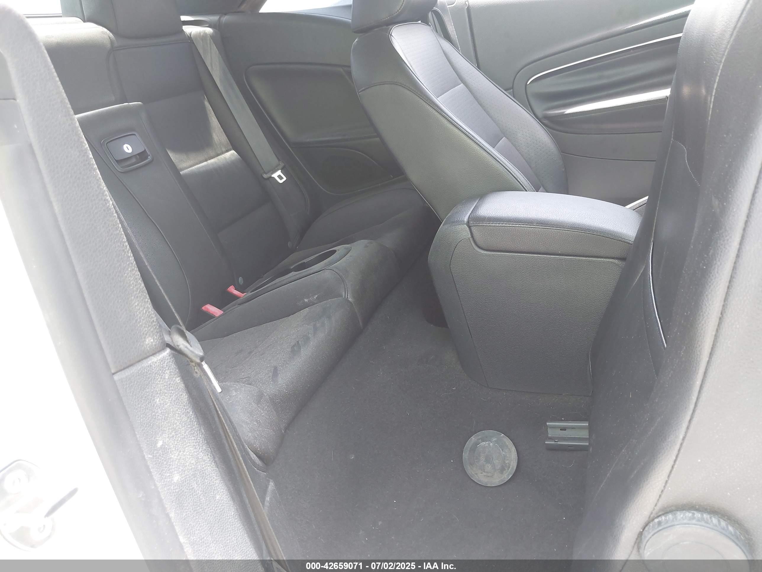 VOLKSWAGEN EOS image 8