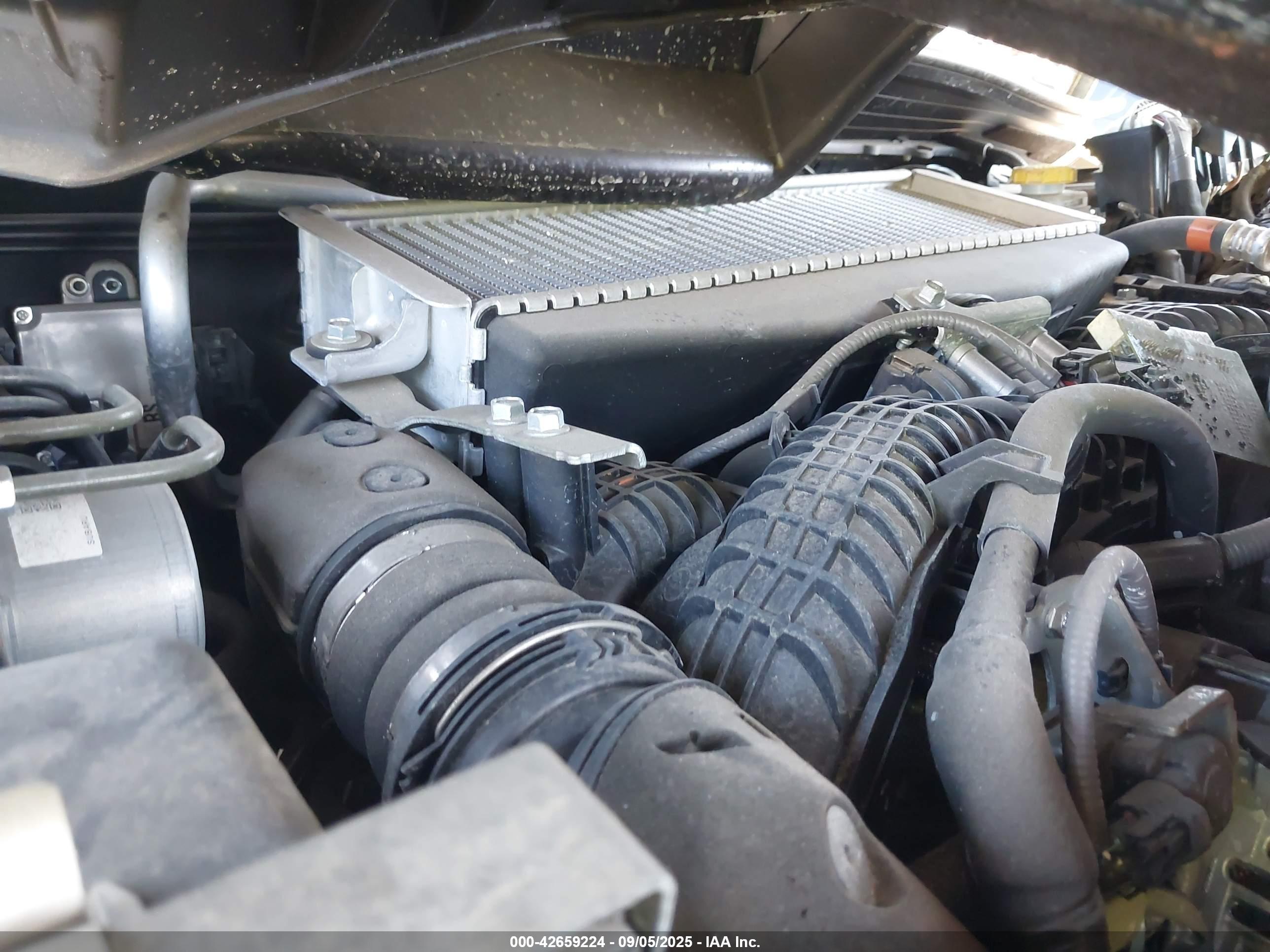 SUBARU OUTBACK image 10