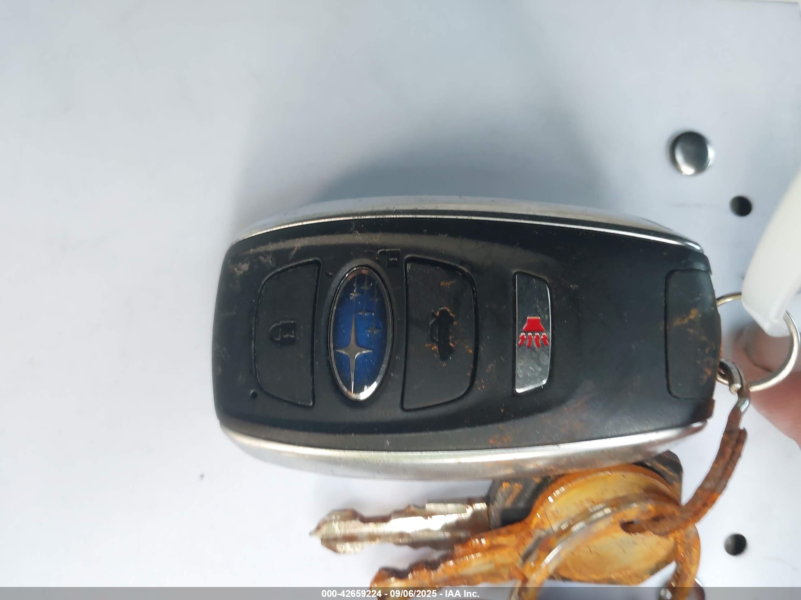 SUBARU OUTBACK image 11