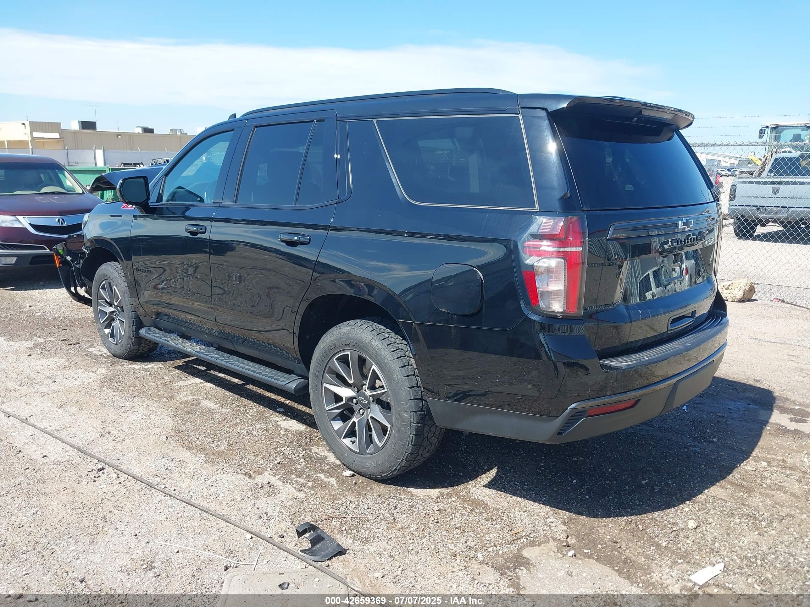 CHEVROLET TAHOE image 3