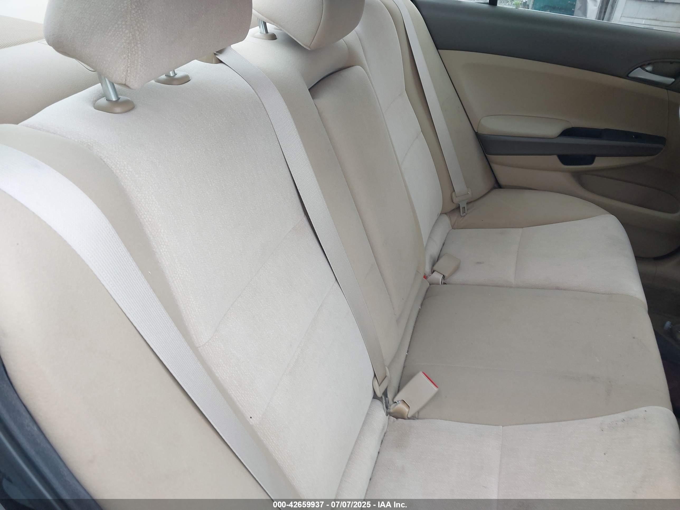HONDA ACCORD image 8