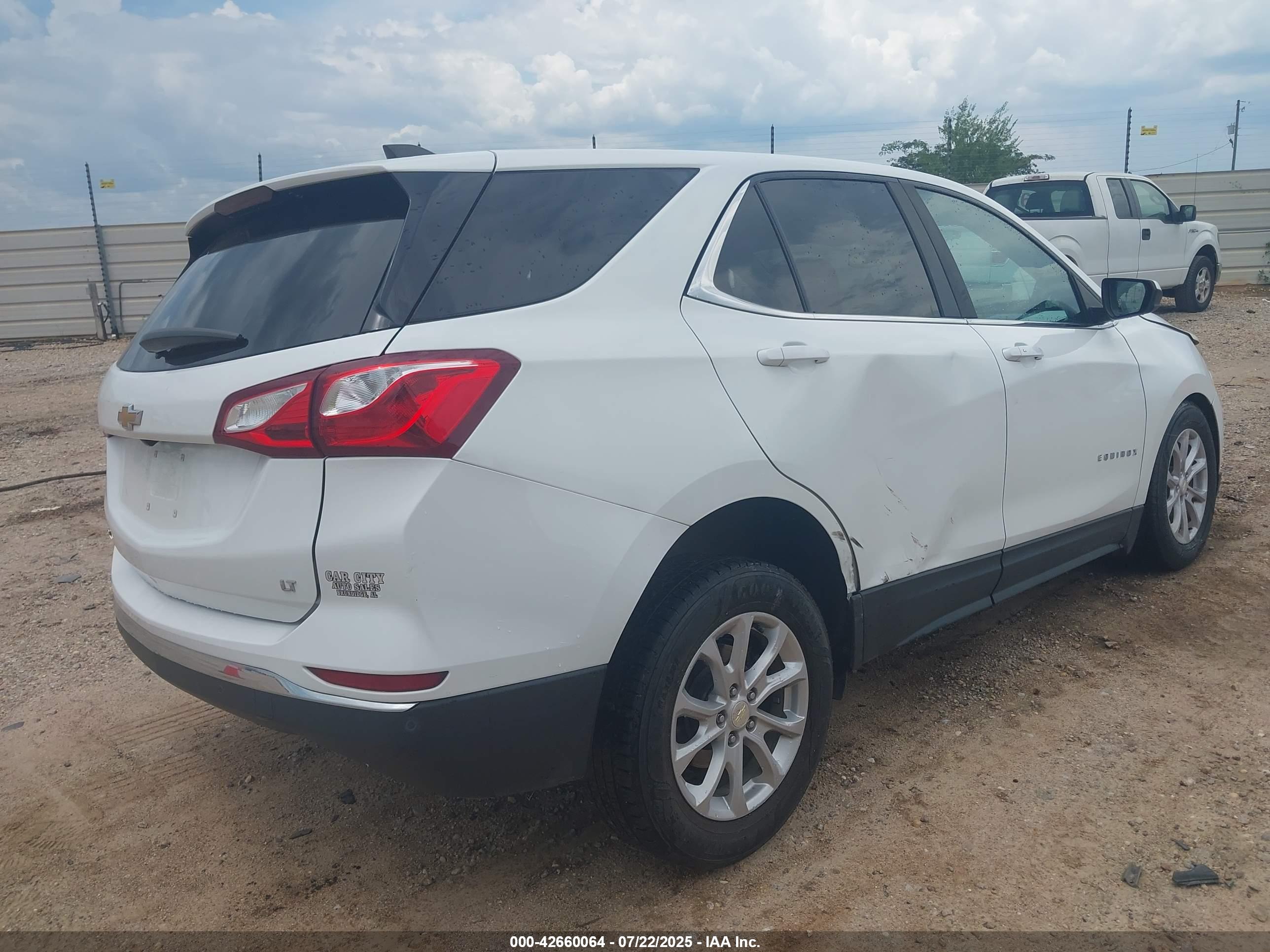 CHEVROLET EQUINOX image 4