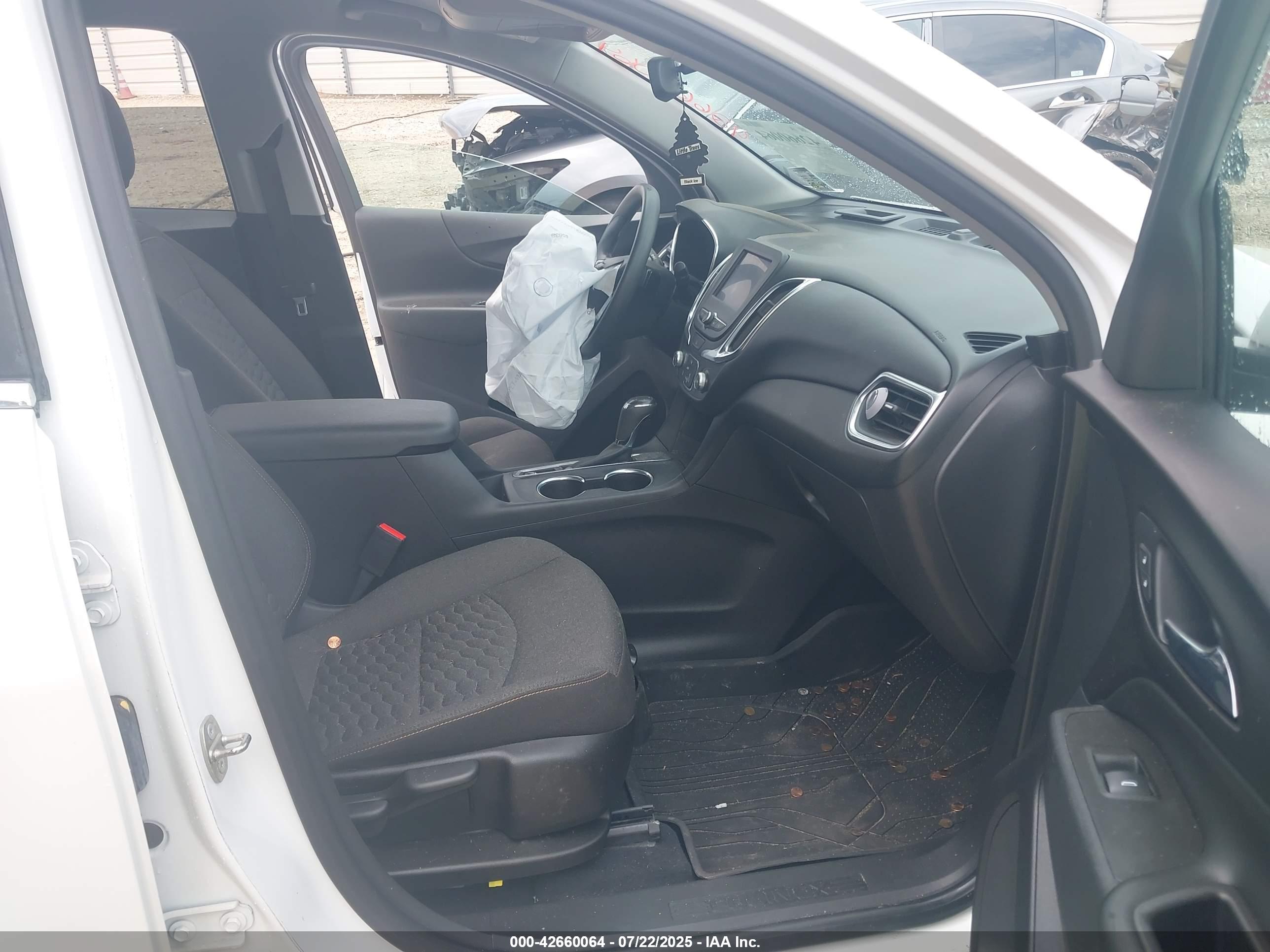 CHEVROLET EQUINOX image 5