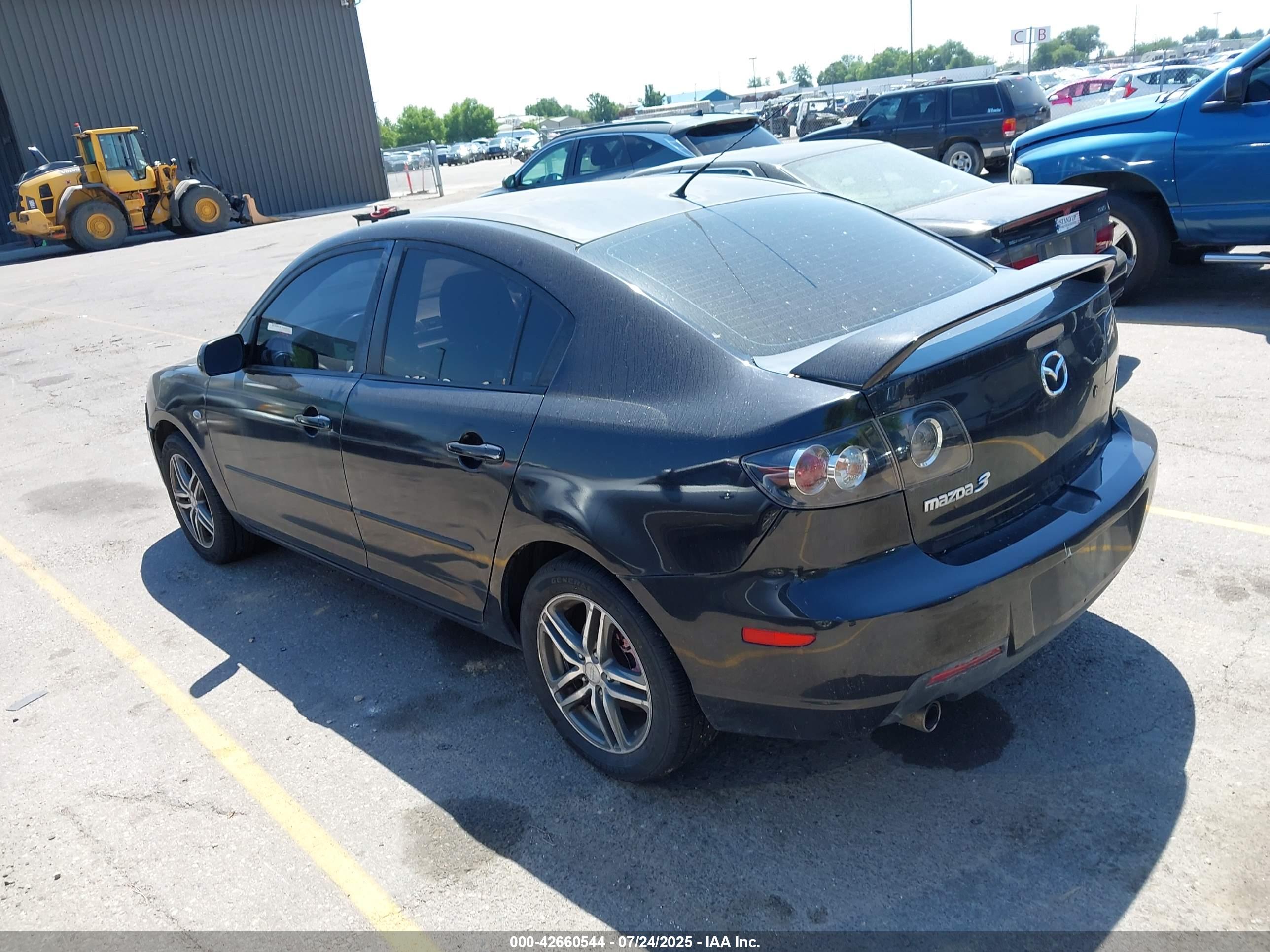 MAZDA MAZDA3 image 3