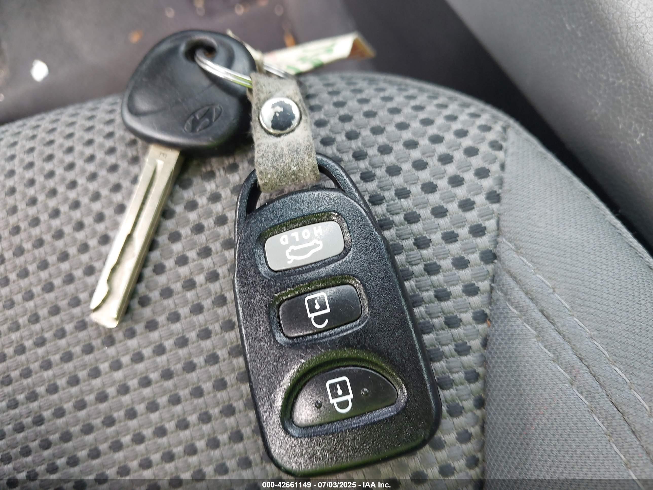 HYUNDAI SONATA image 11