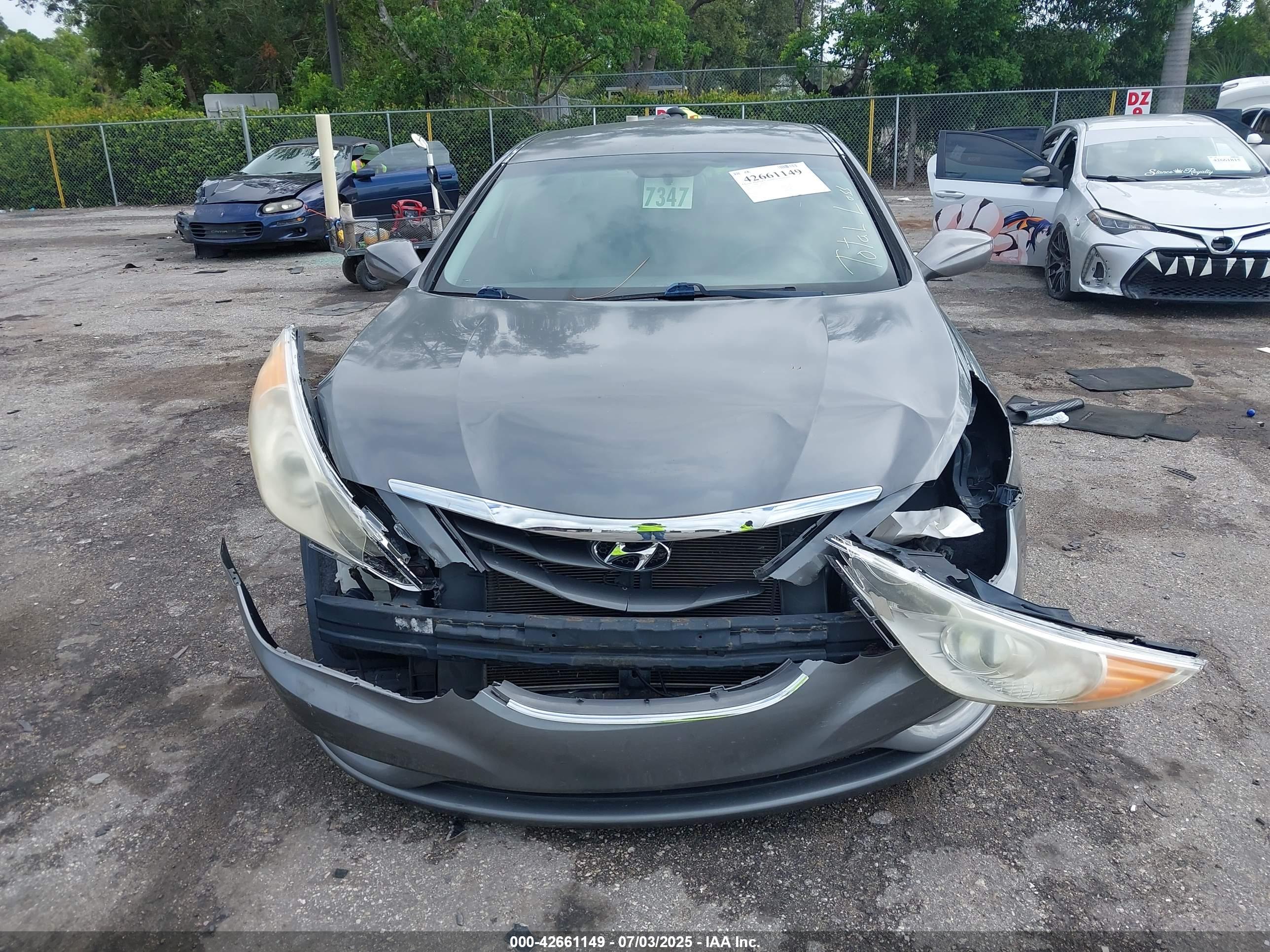 HYUNDAI SONATA image 6