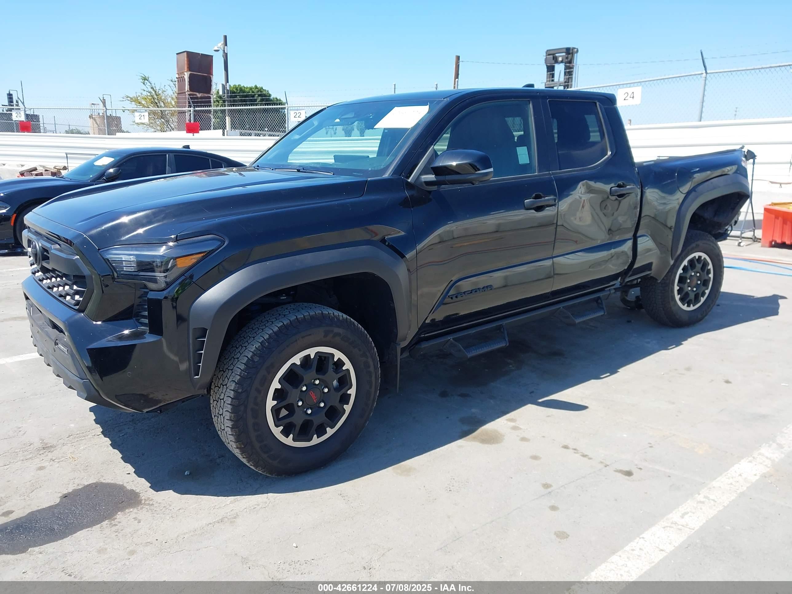 TOYOTA TACOMA image 2
