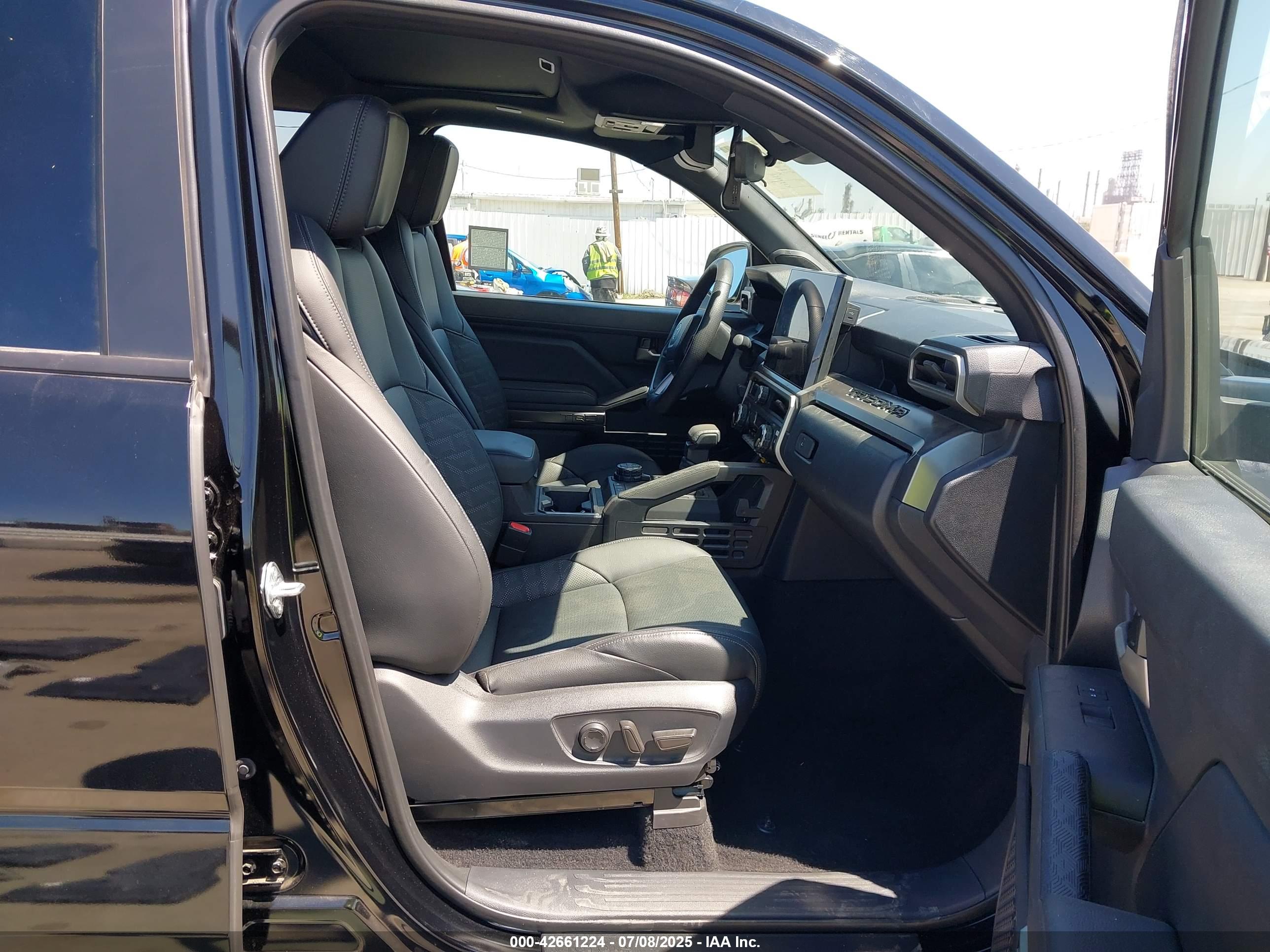 TOYOTA TACOMA image 5