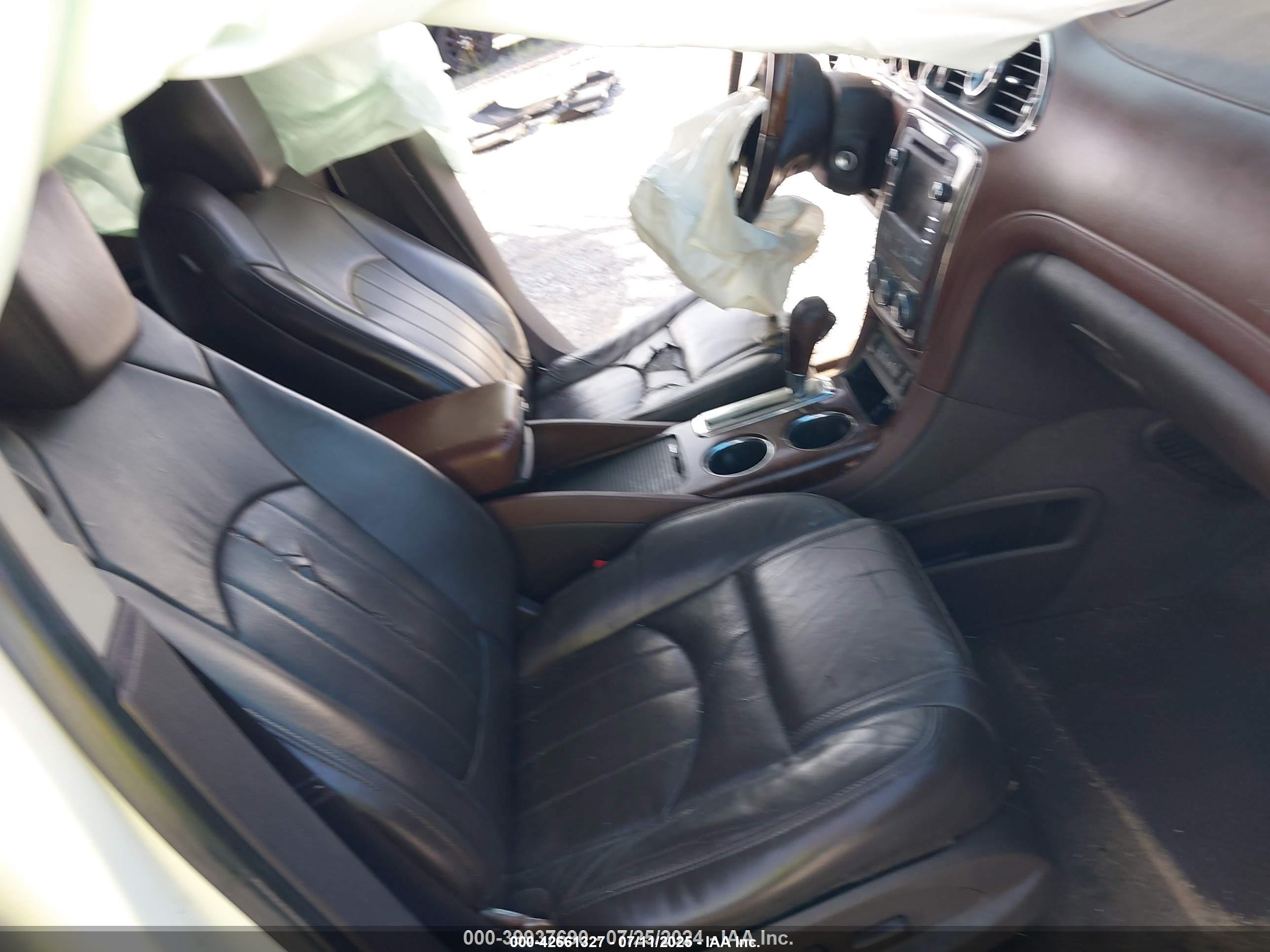 BUICK ENCLAVE image 5