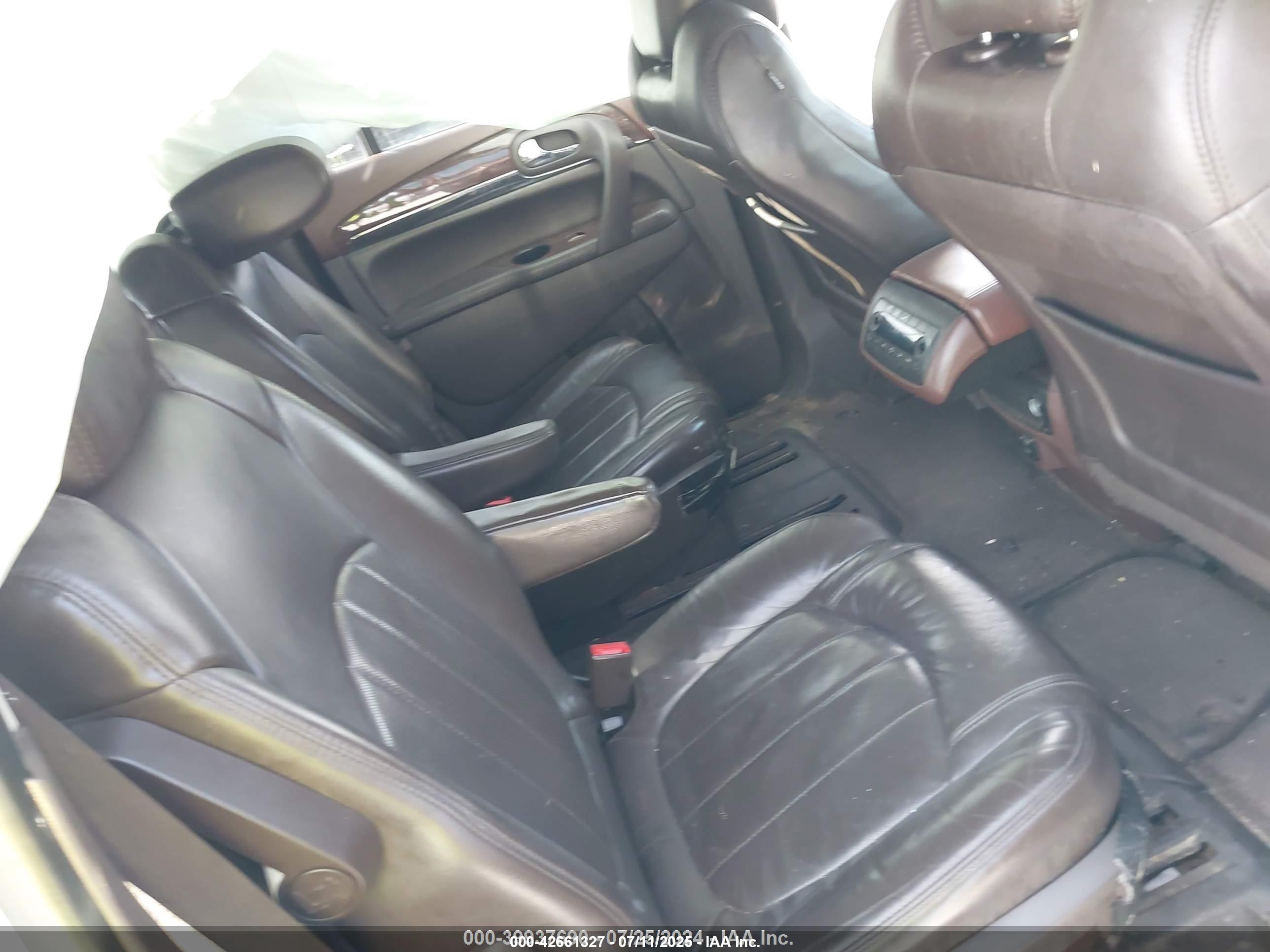 BUICK ENCLAVE image 8