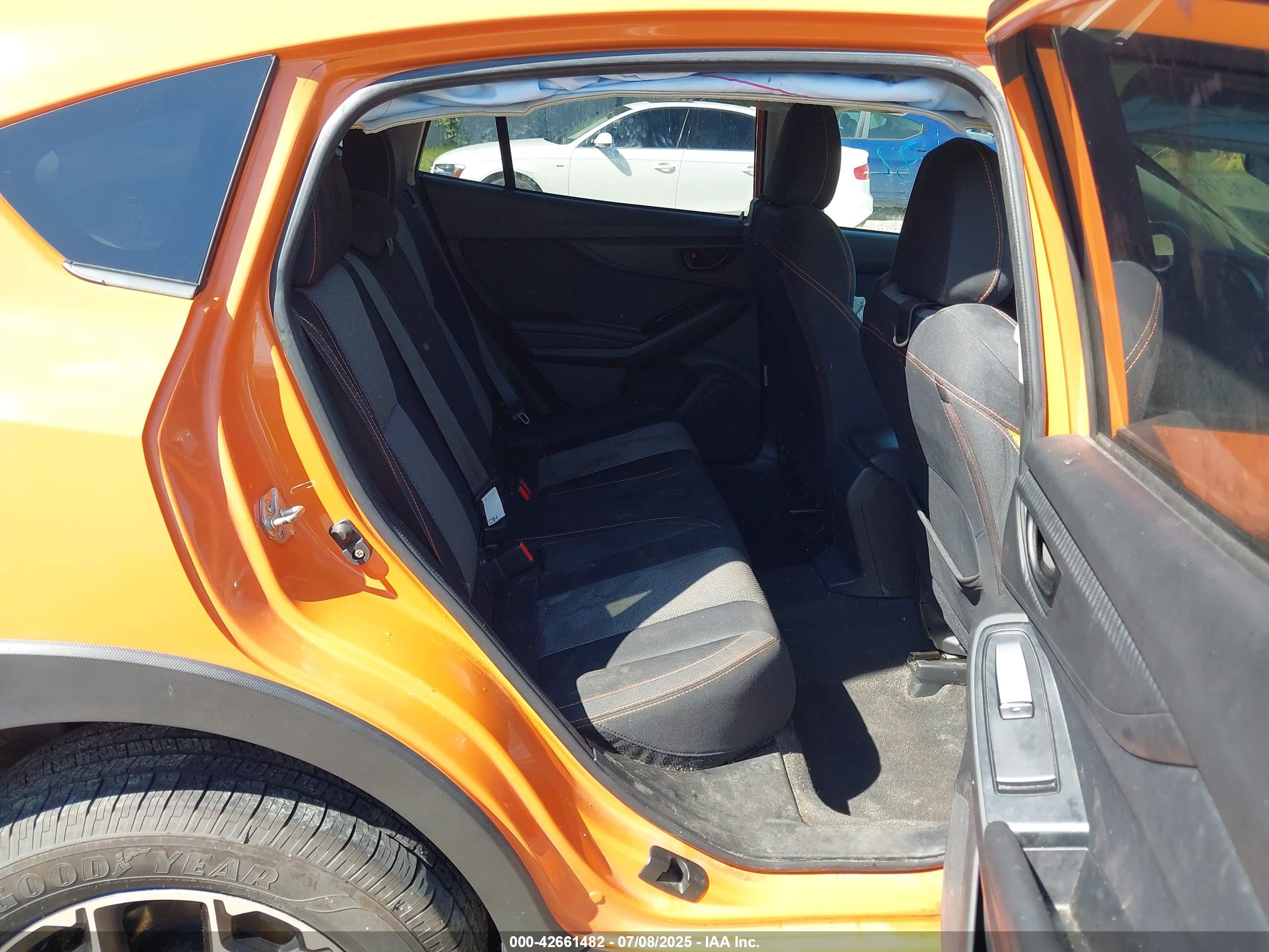 SUBARU CROSSTREK image 8