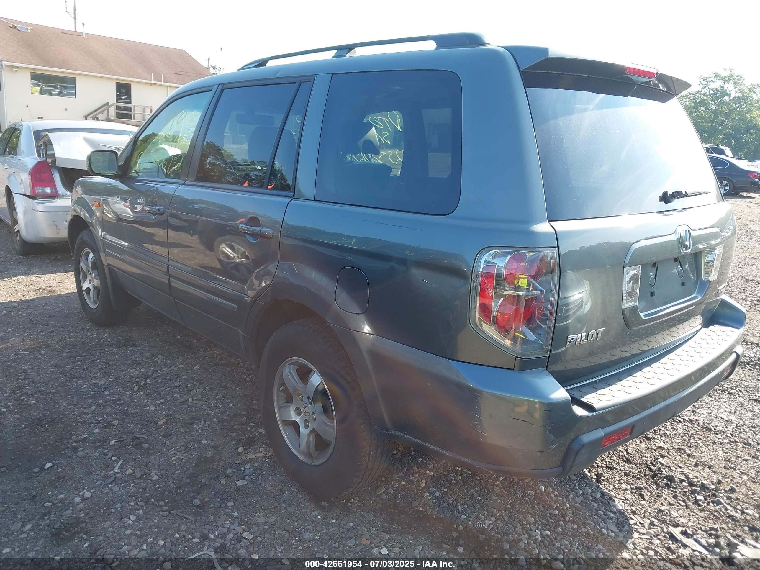 HONDA PILOT image 3