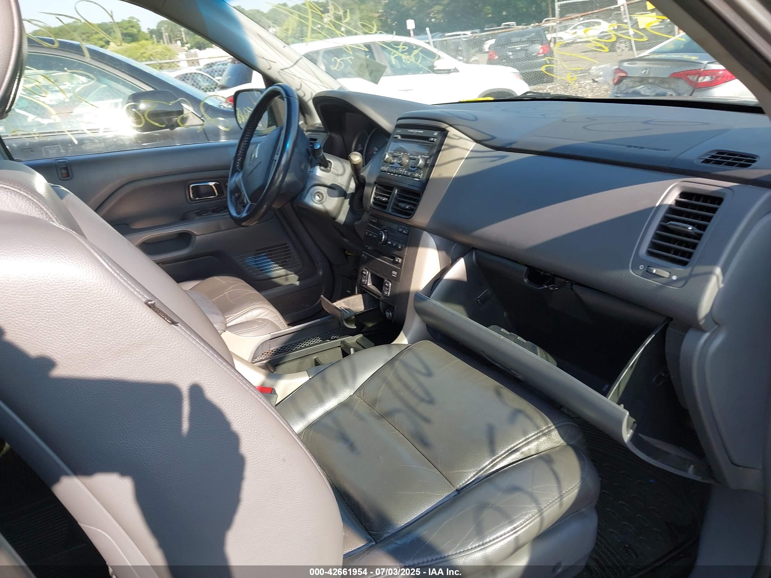 HONDA PILOT image 5