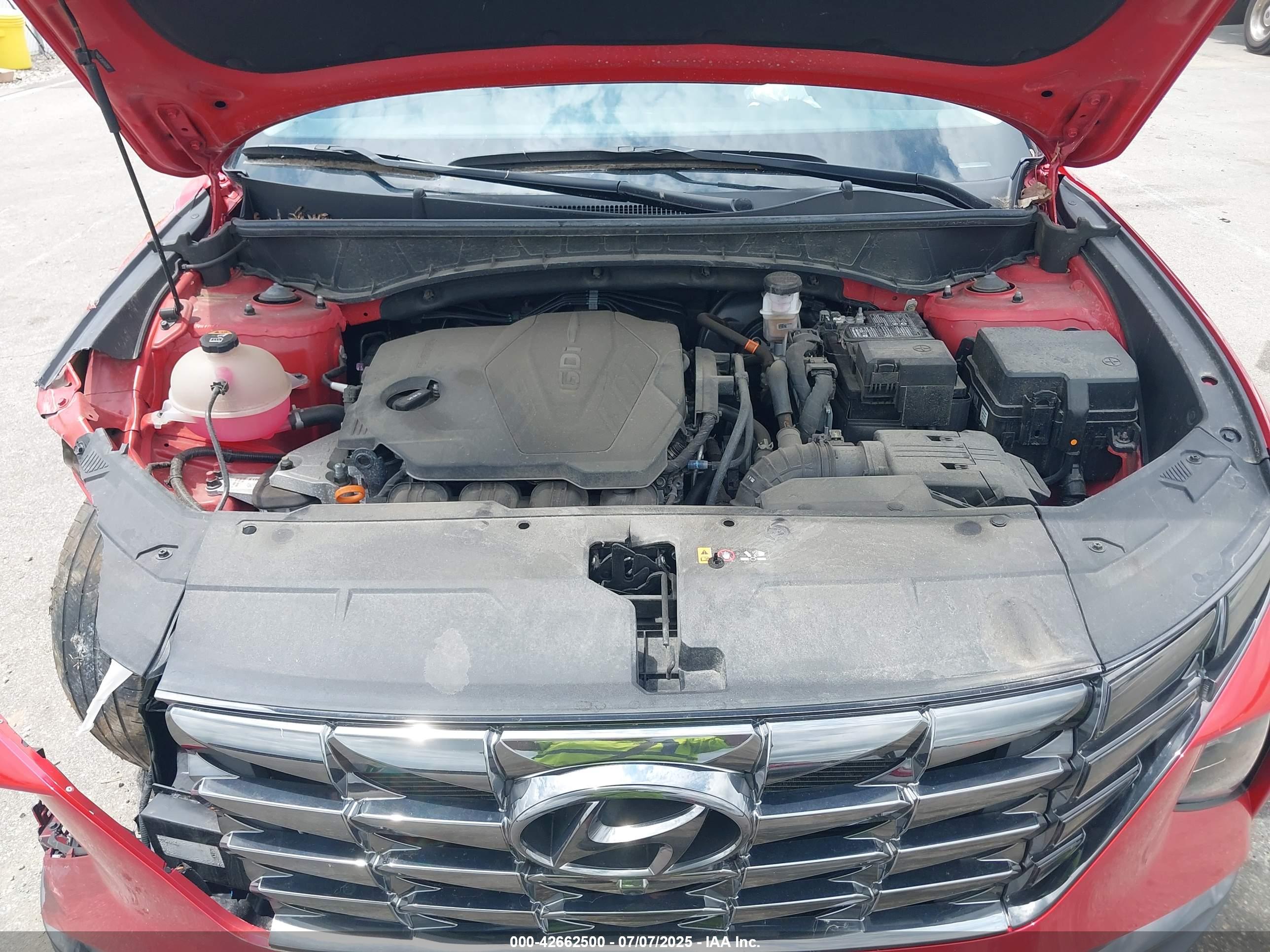 HYUNDAI TUCSON image 10