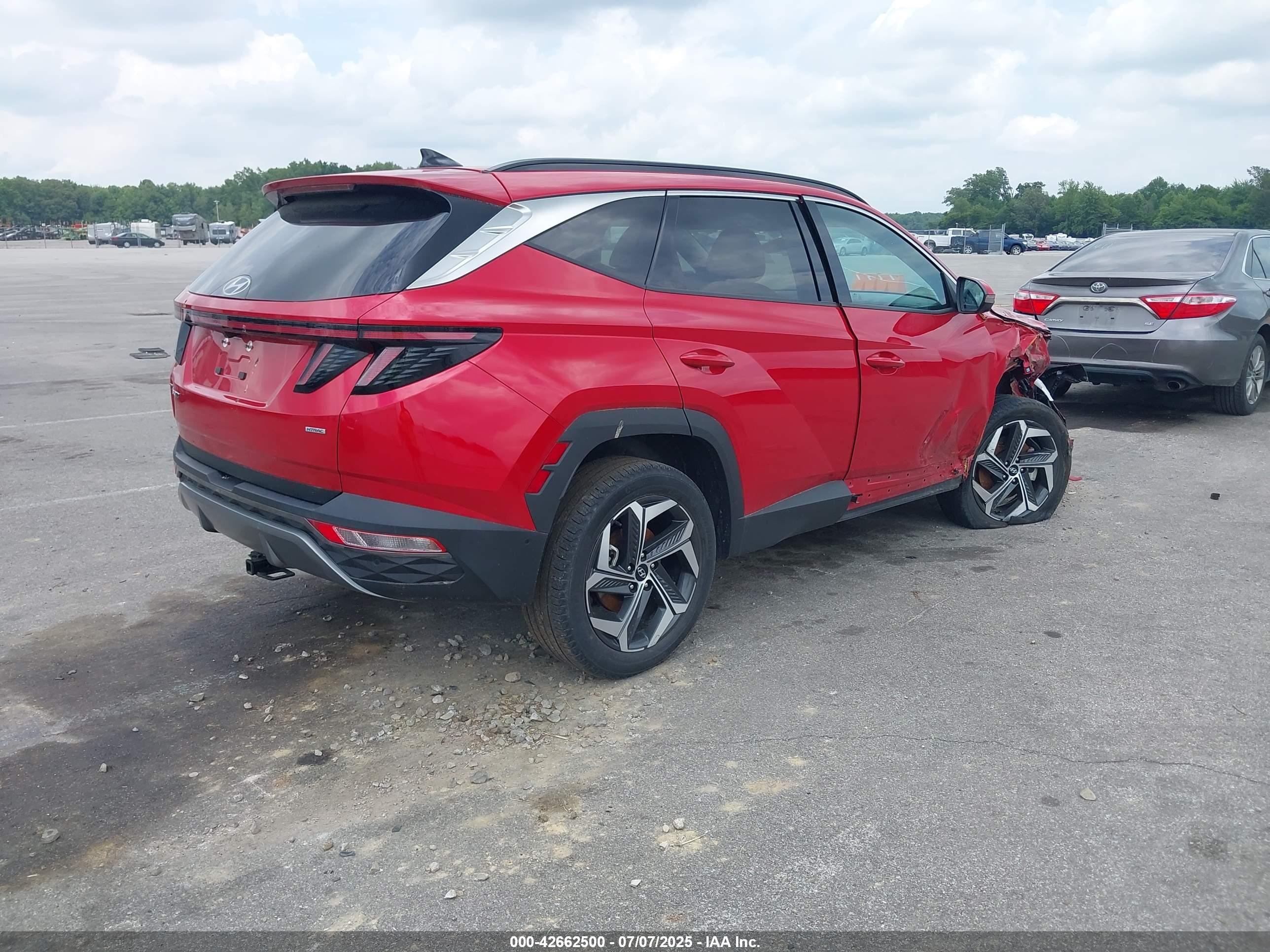 HYUNDAI TUCSON image 4