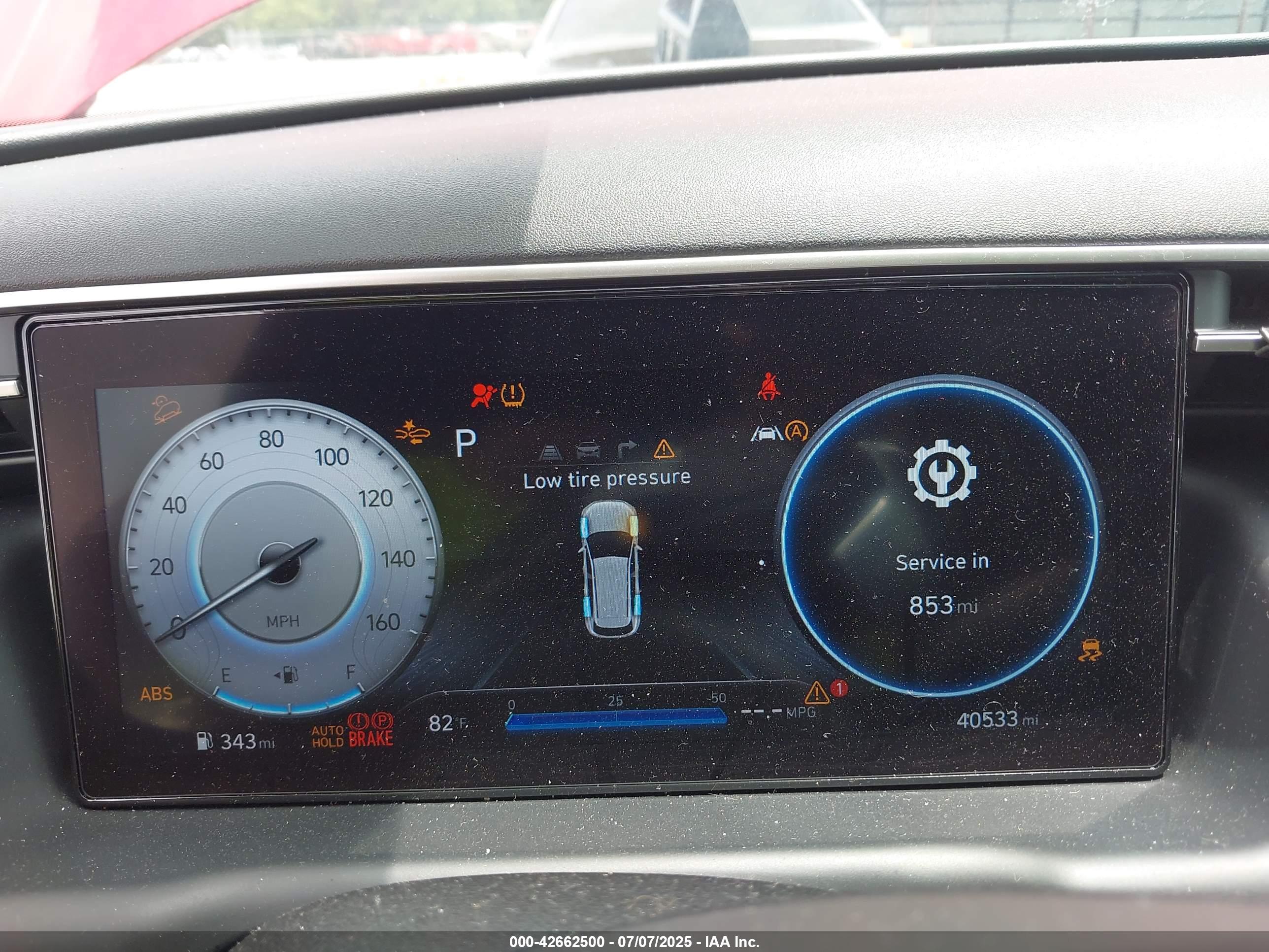 HYUNDAI TUCSON image 7
