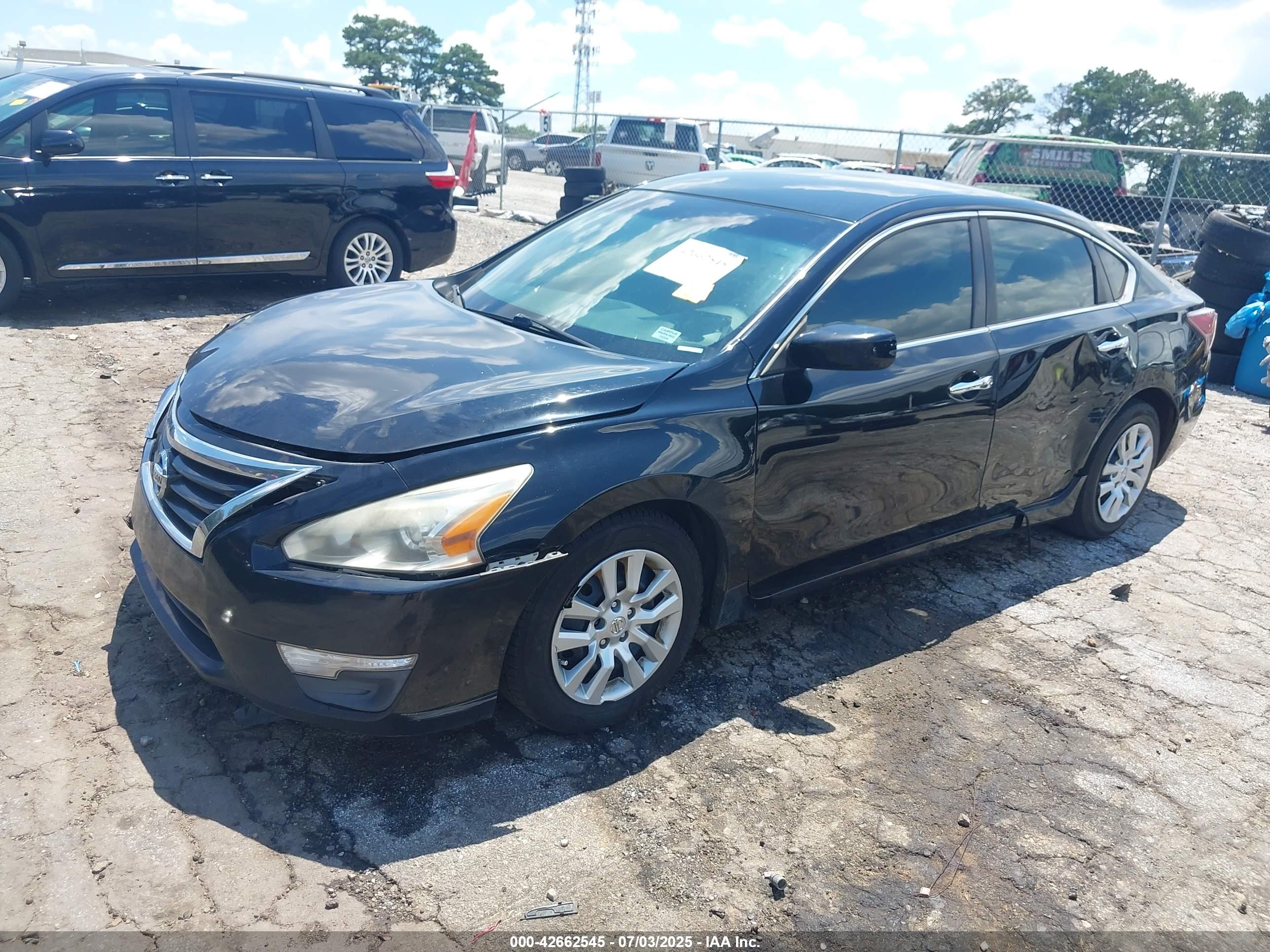 NISSAN ALTIMA image 2