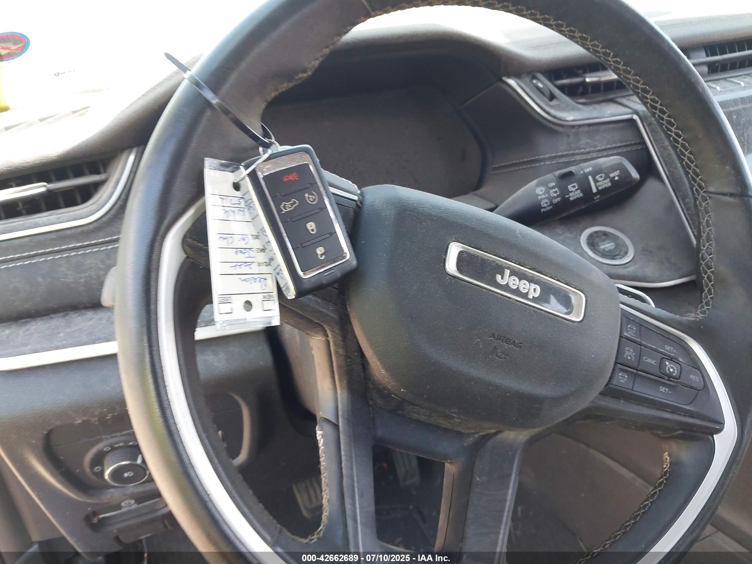 JEEP GRAND image 11