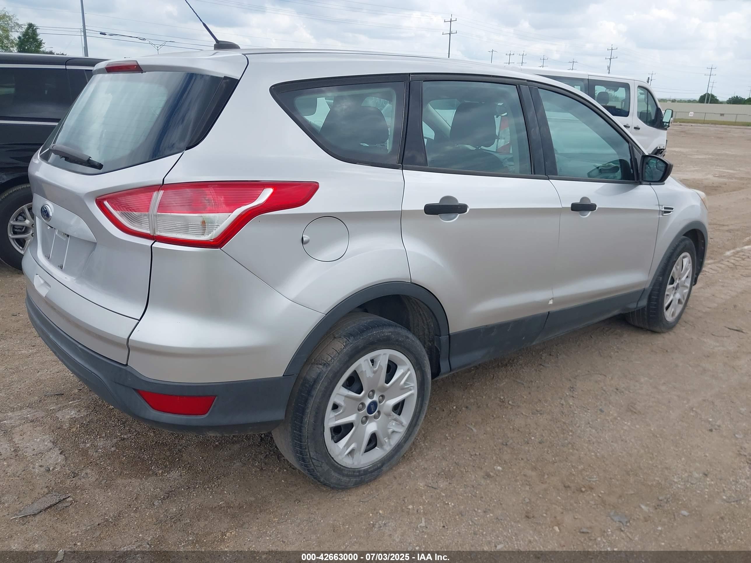FORD ESCAPE image 4