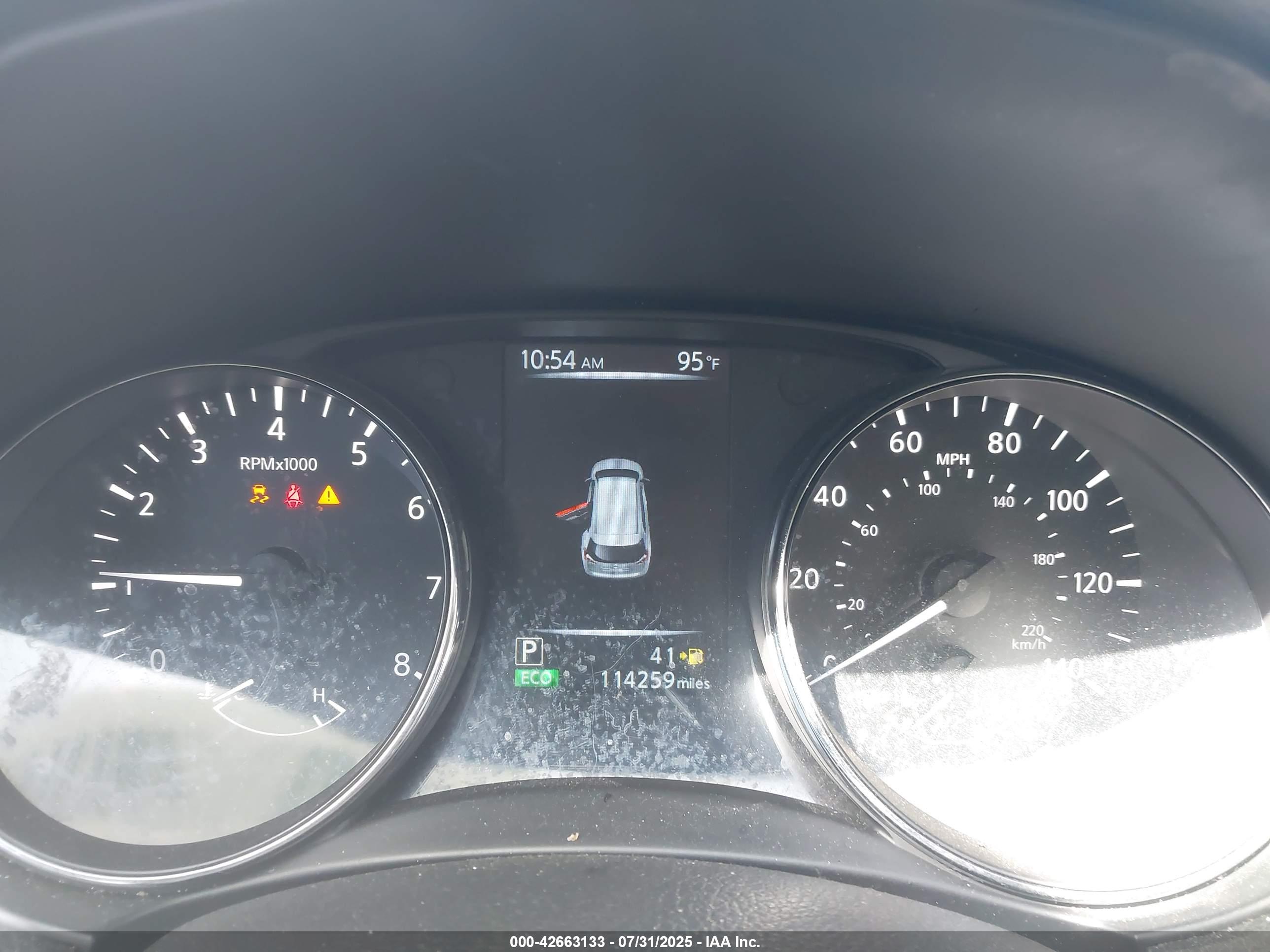 NISSAN ROGUE image 7