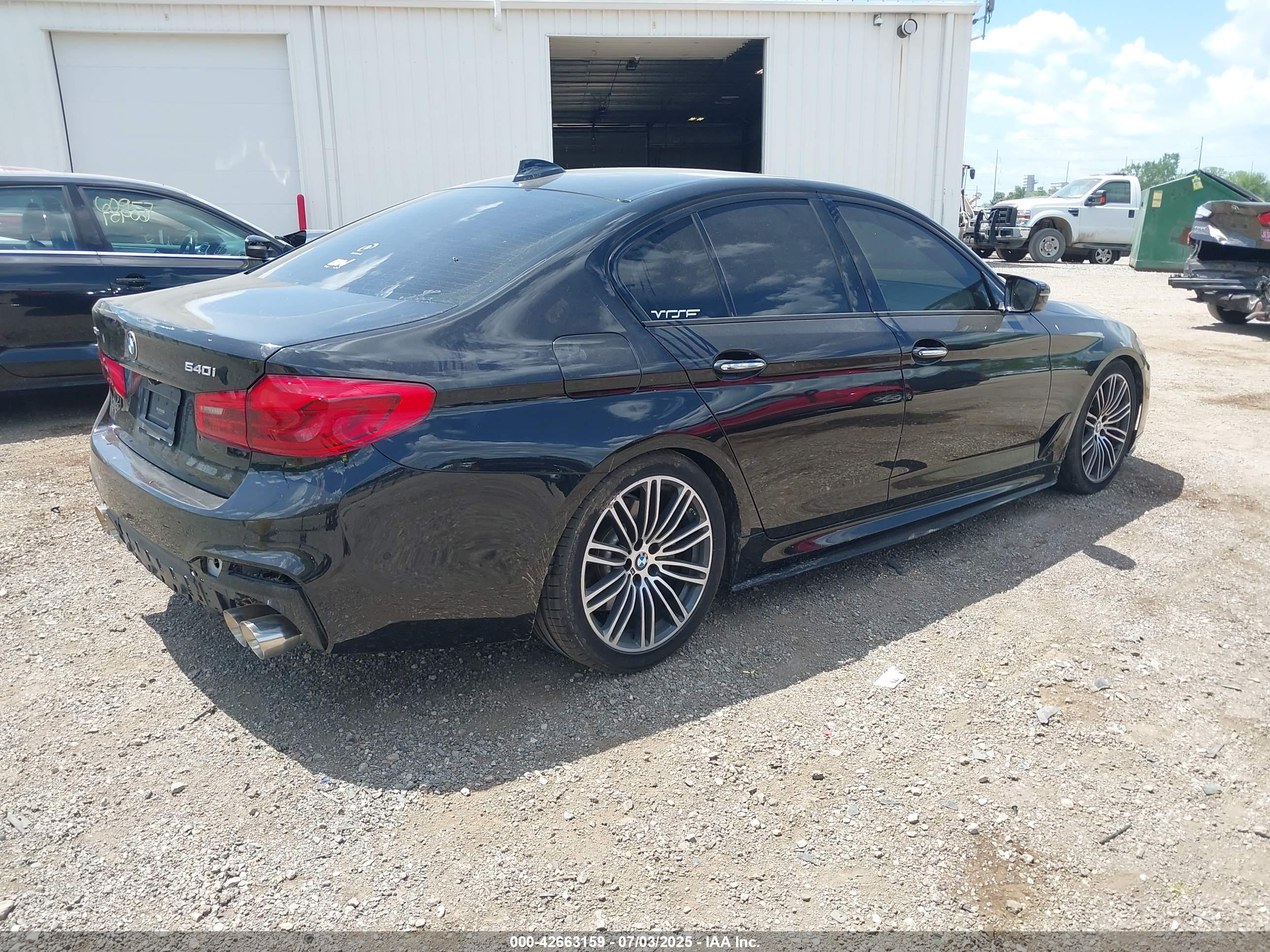 BMW 540I image 4