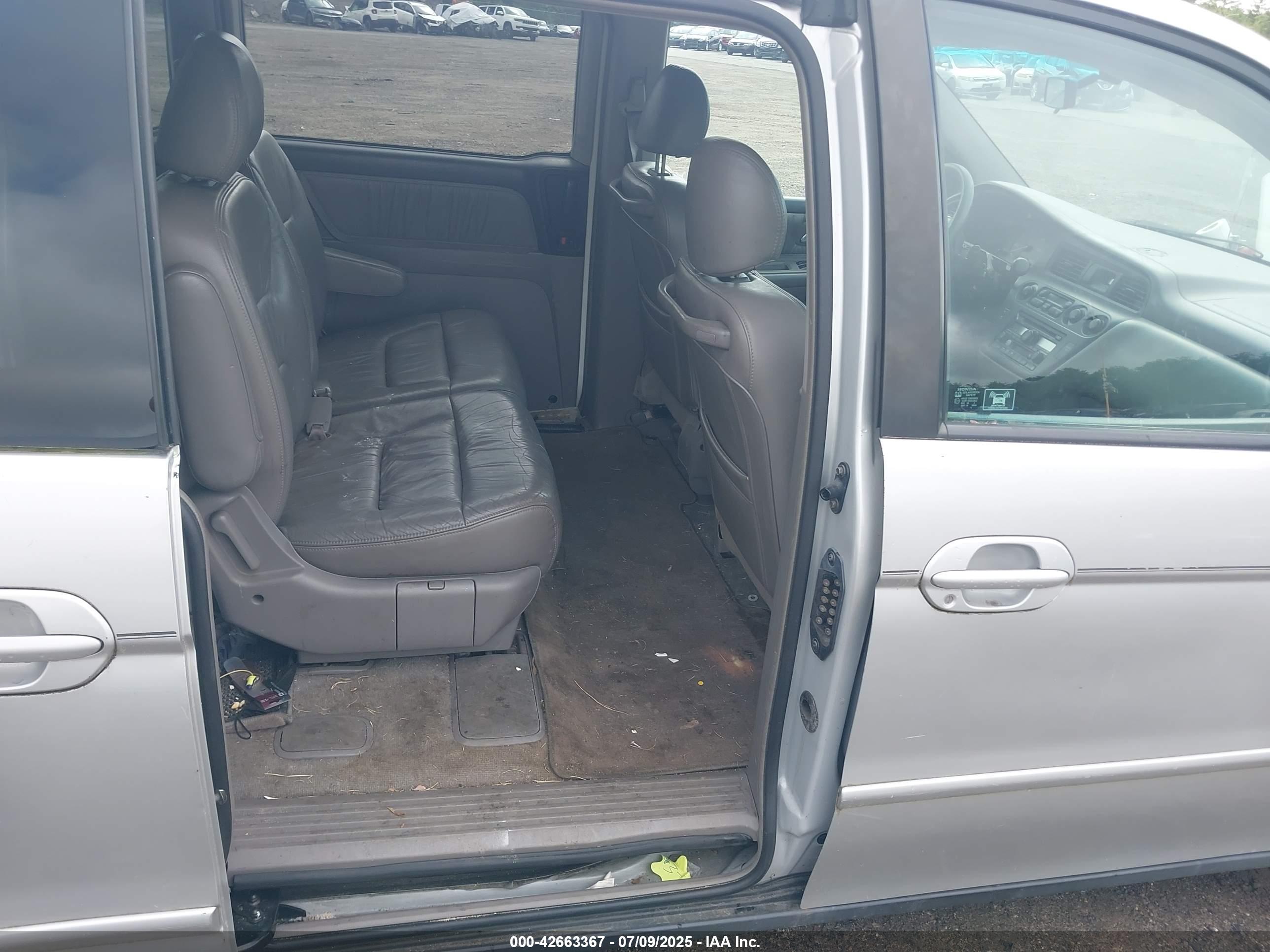 HONDA ODYSSEY image 8