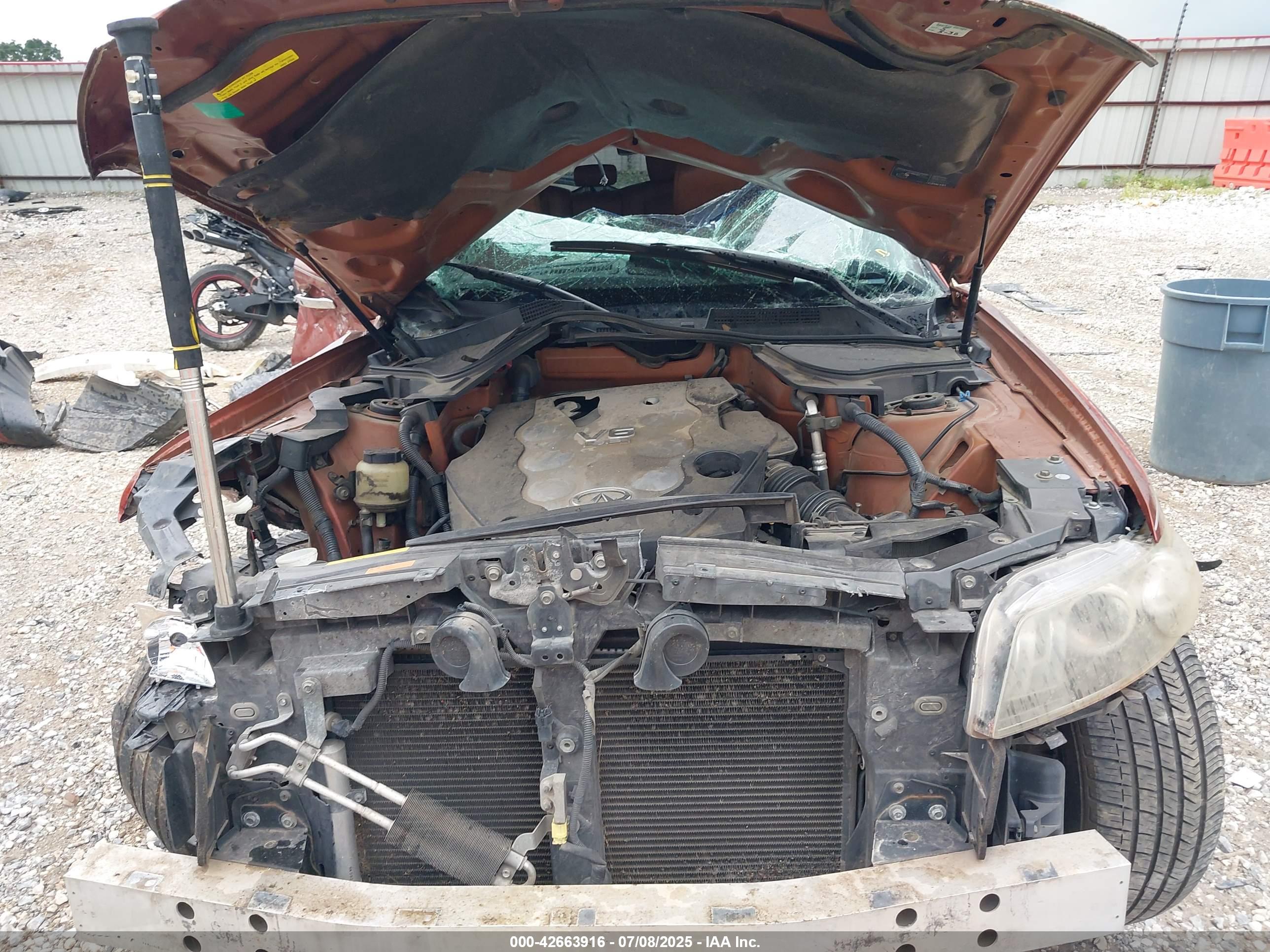 INFINITI FX35 image 10