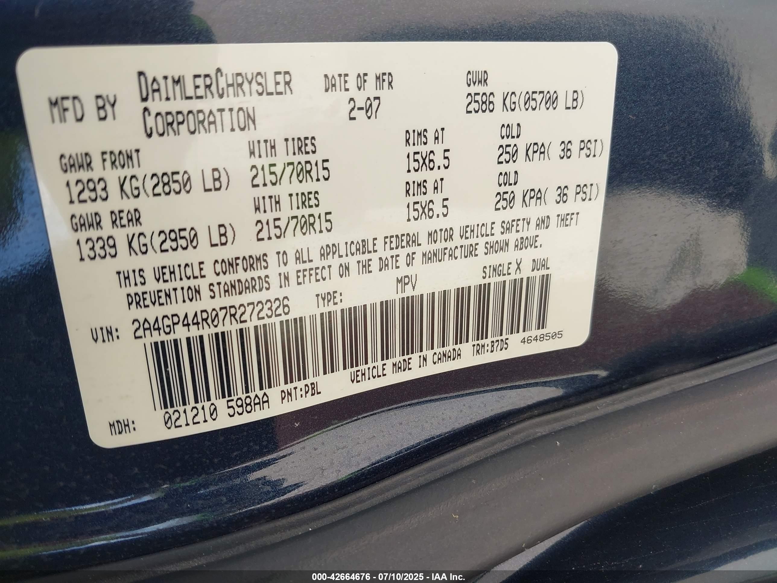 CHRYSLER TOWN image 9
