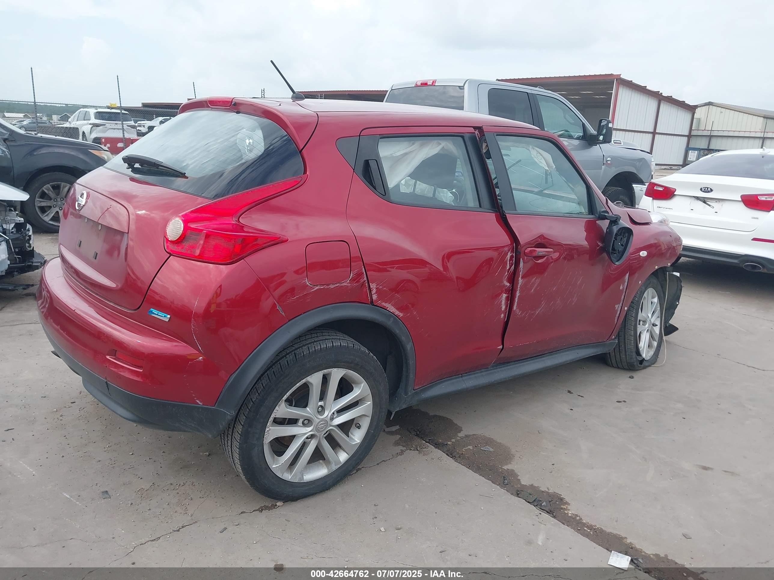 NISSAN JUKE image 4