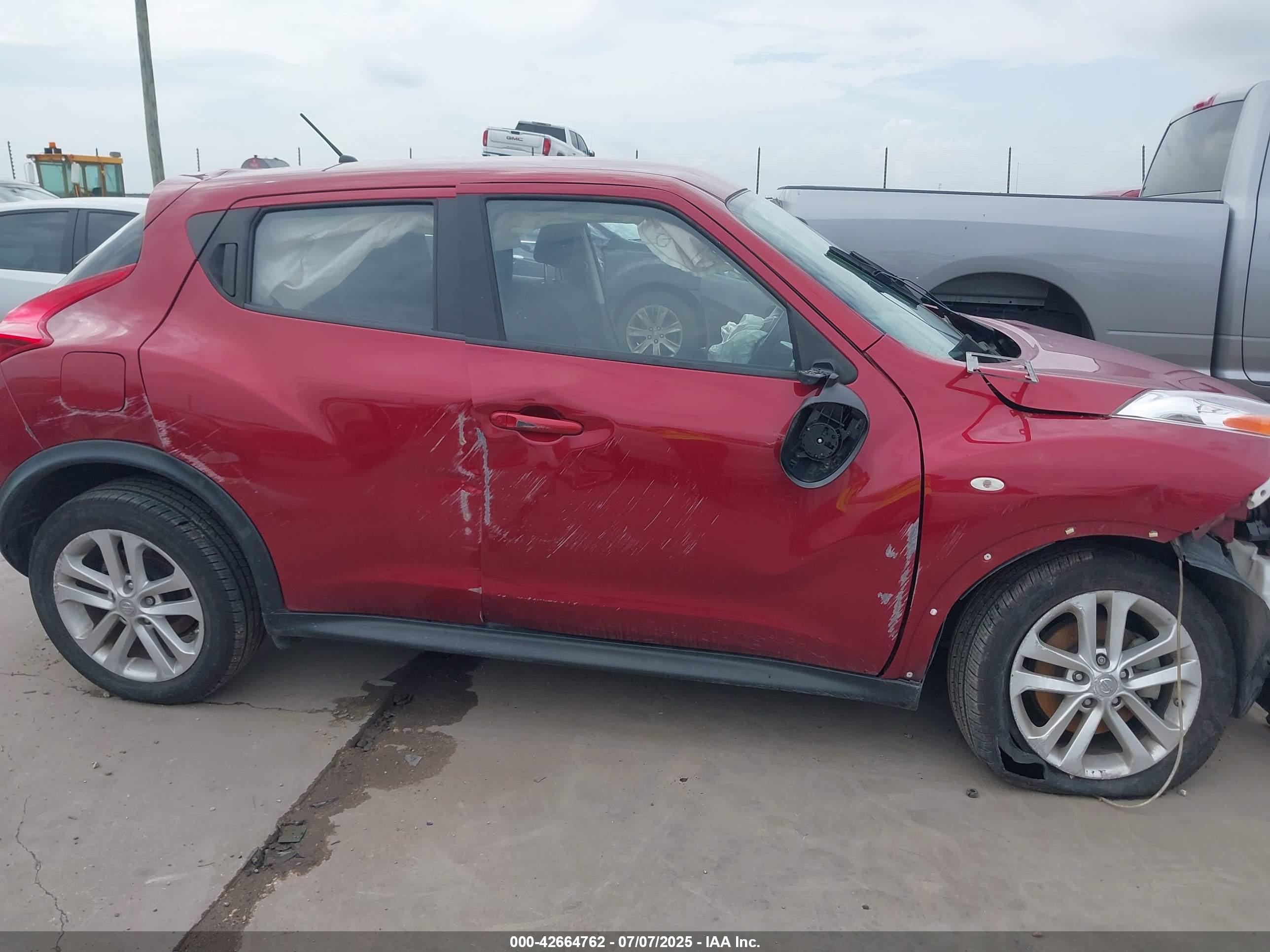NISSAN JUKE image 6