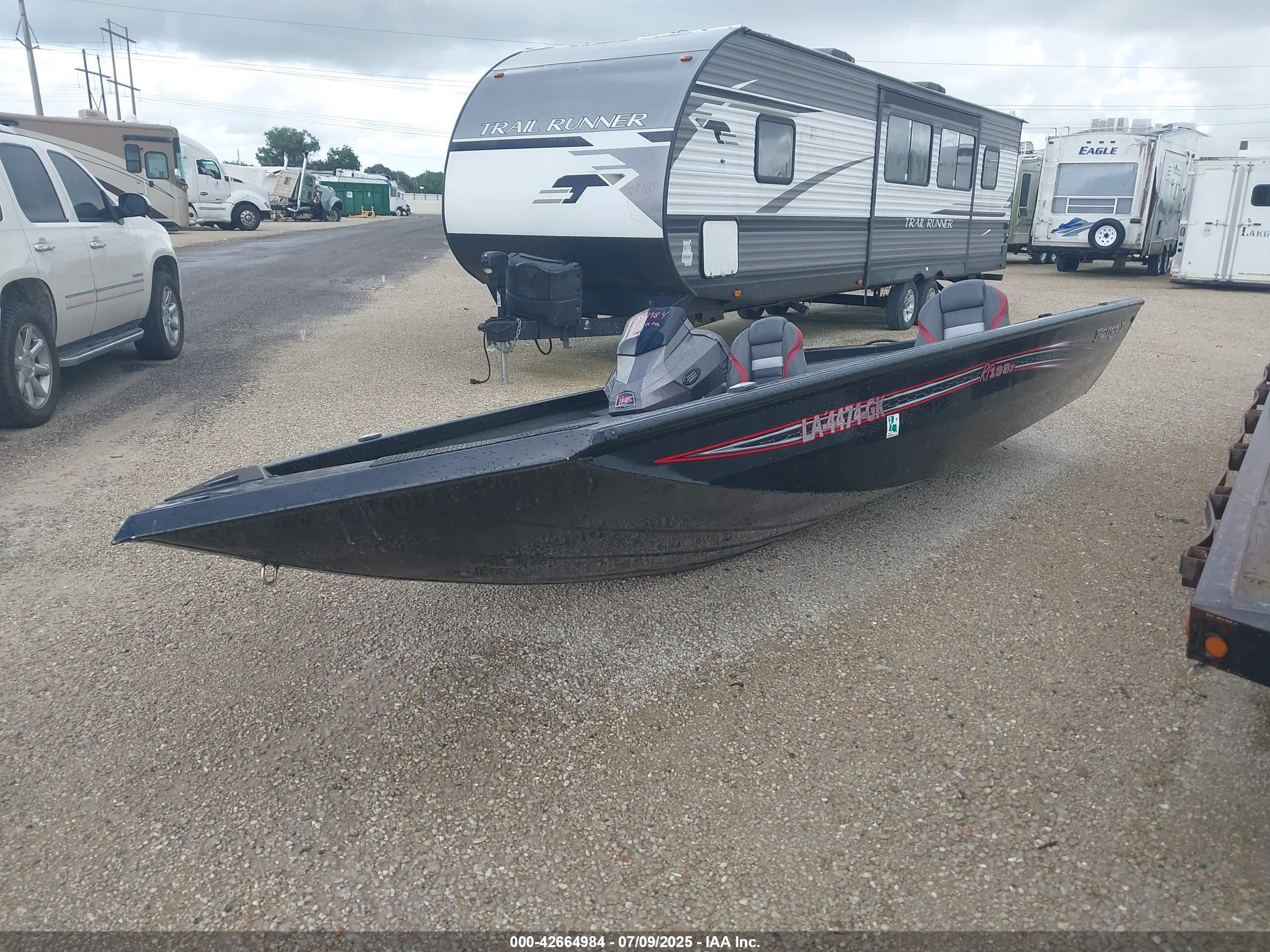 RANGER BOAT image 2