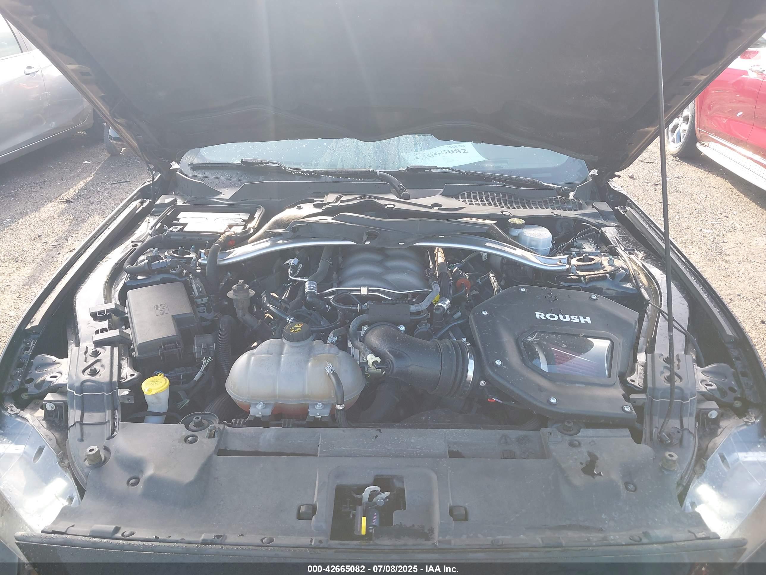FORD MUSTANG image 10