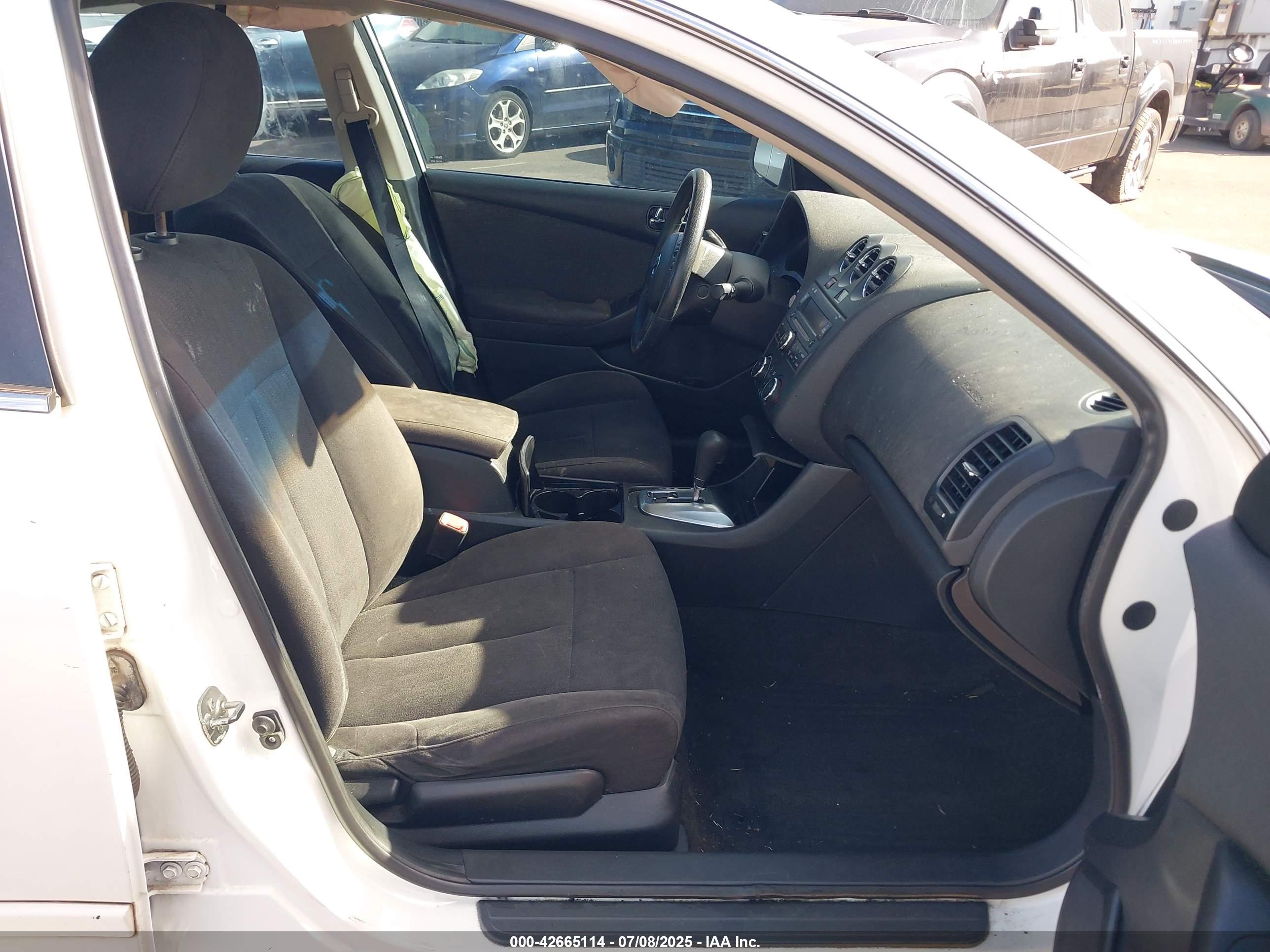 NISSAN ALTIMA image 5